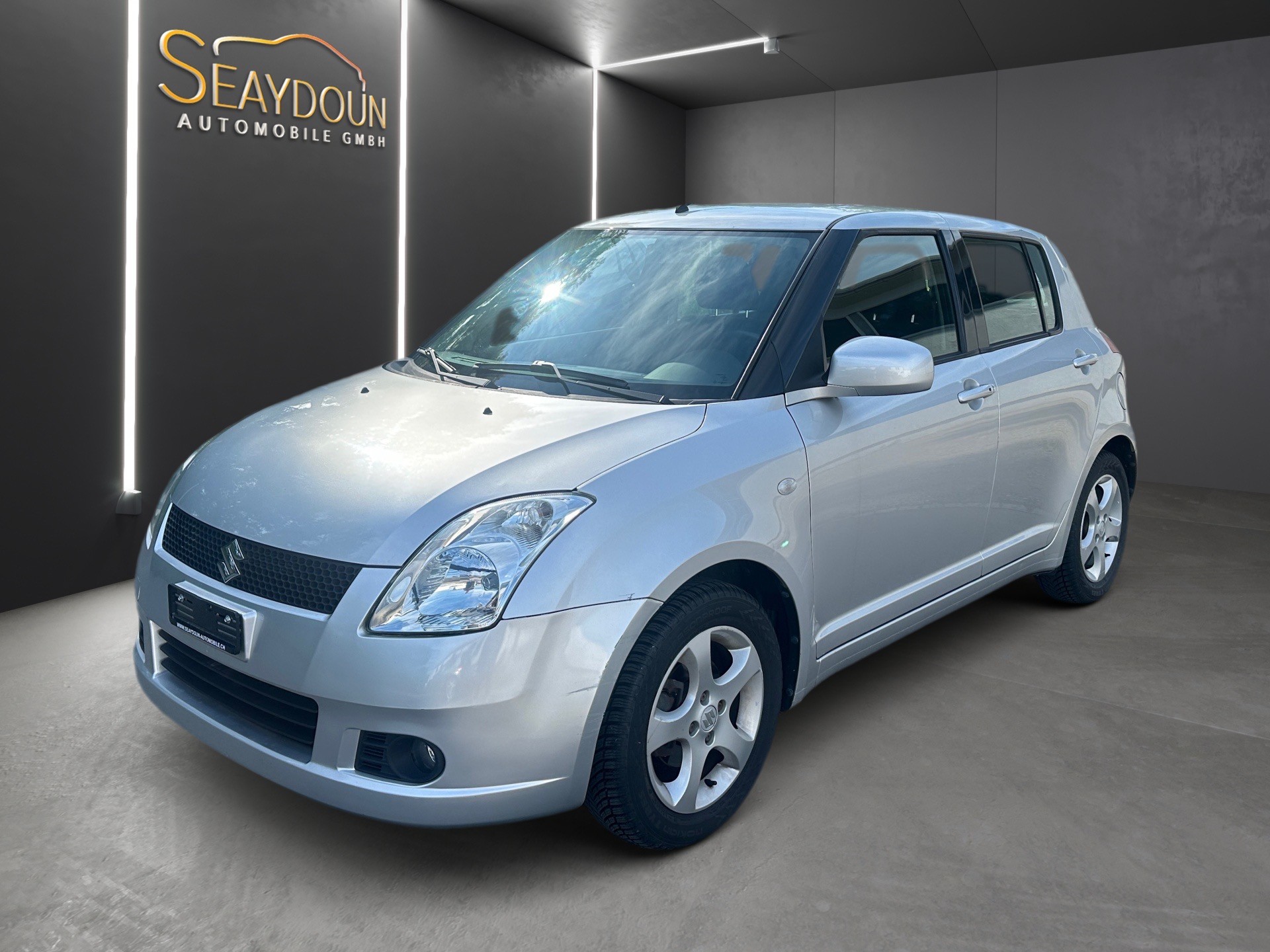 SUZUKI Swift 1.3i 16V GL