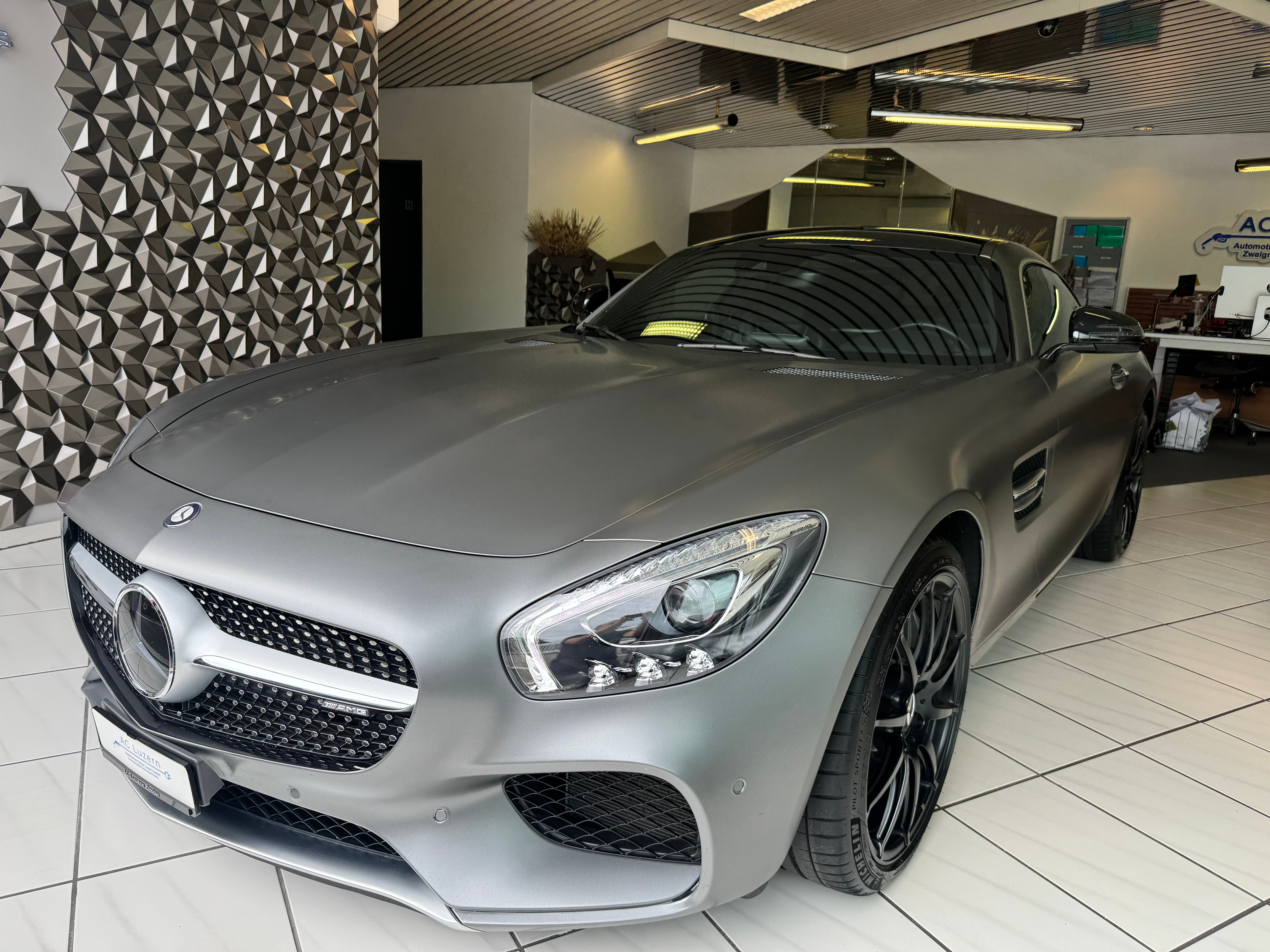 MERCEDES-BENZ AMG GT Speedshift DCT