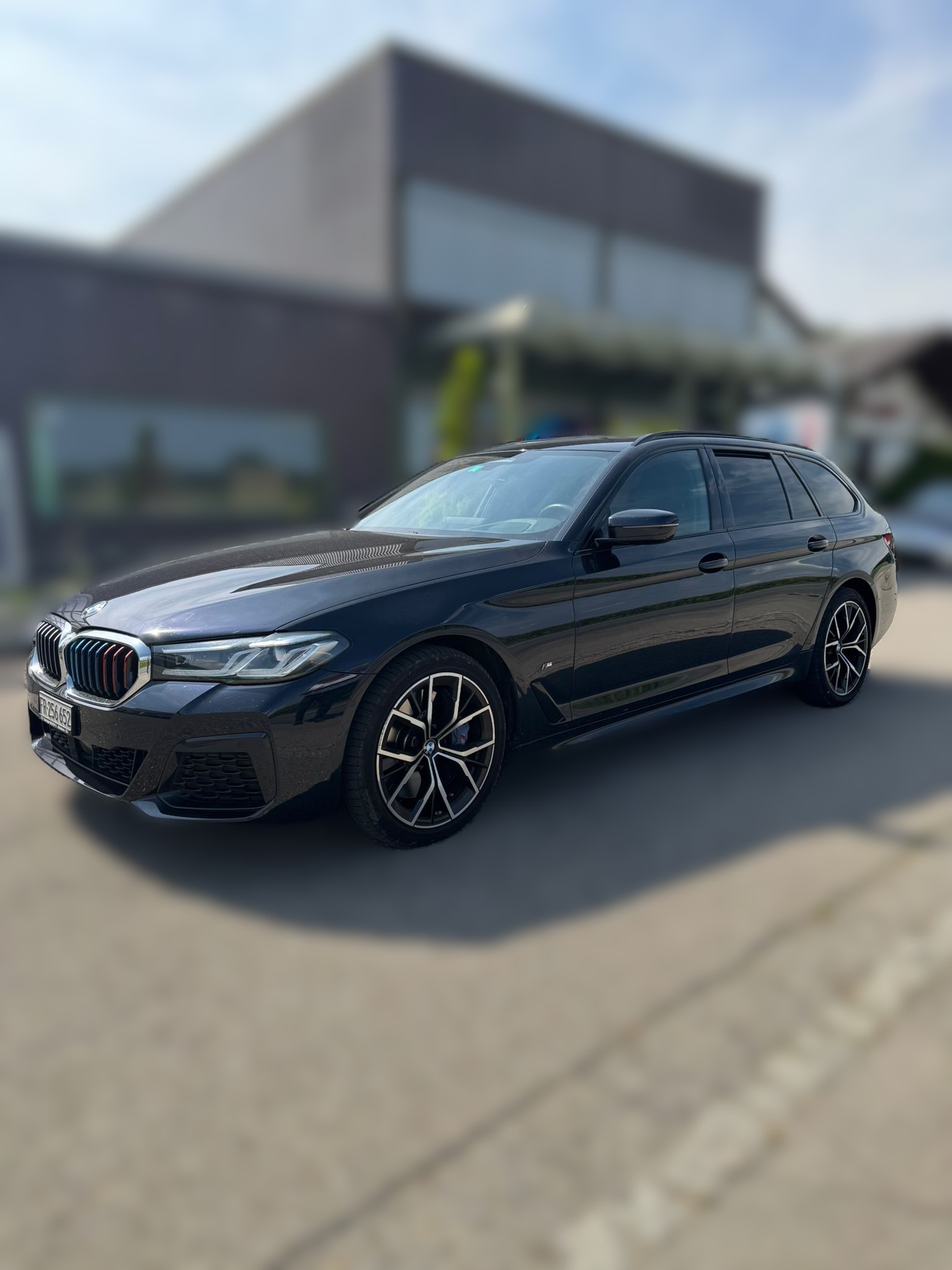 BMW 530d xDrive 48V Touring M Sport Steptronic