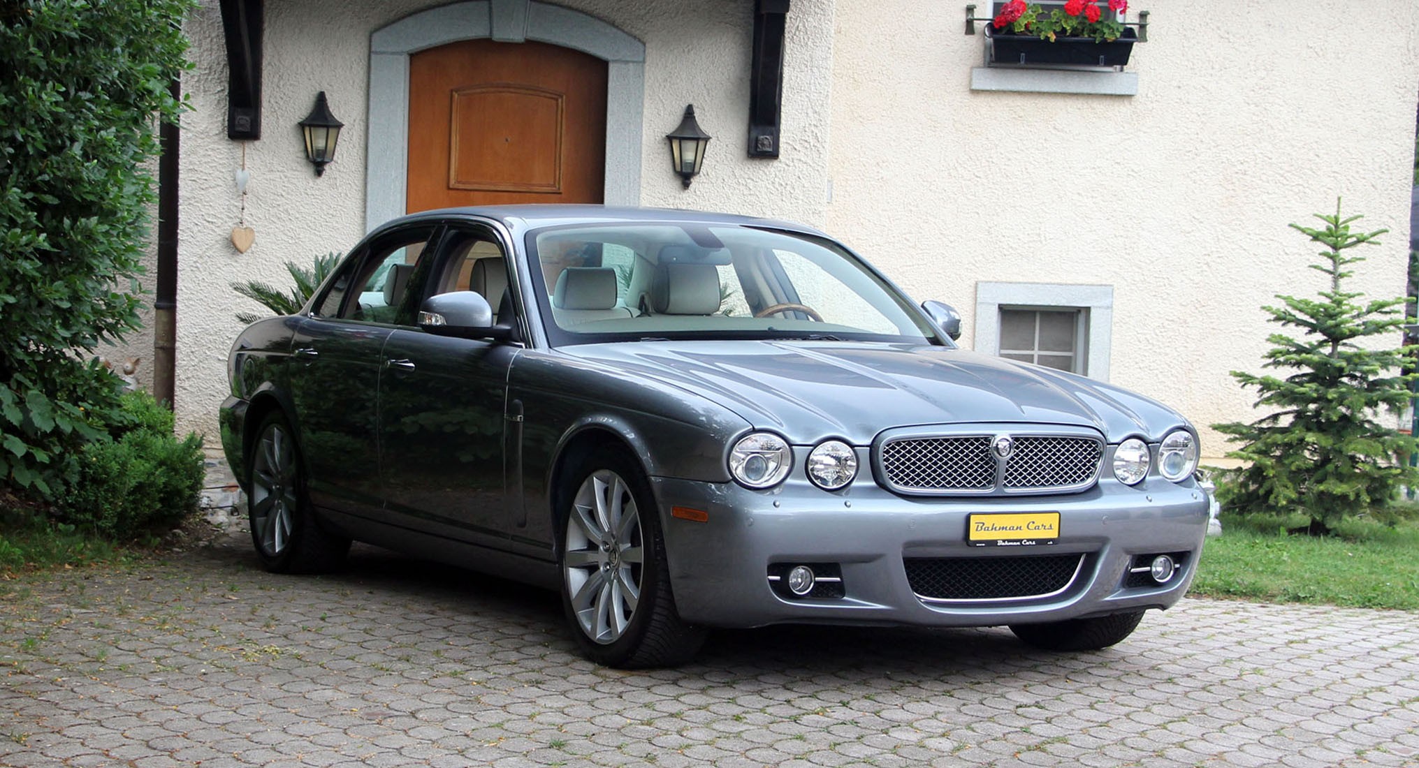 JAGUAR XJ6 2.7d V6 Anniversary