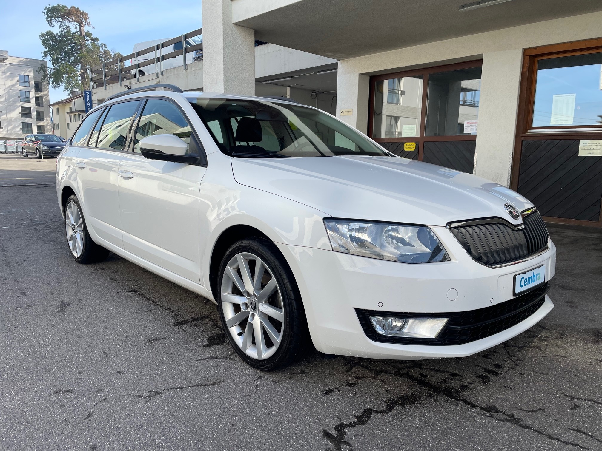 SKODA Octavia Combi 1.4 TSI Ambition, 140 PS, 6 Gang, *Klima-Aut., PDC, Navigation AMUNDSEN