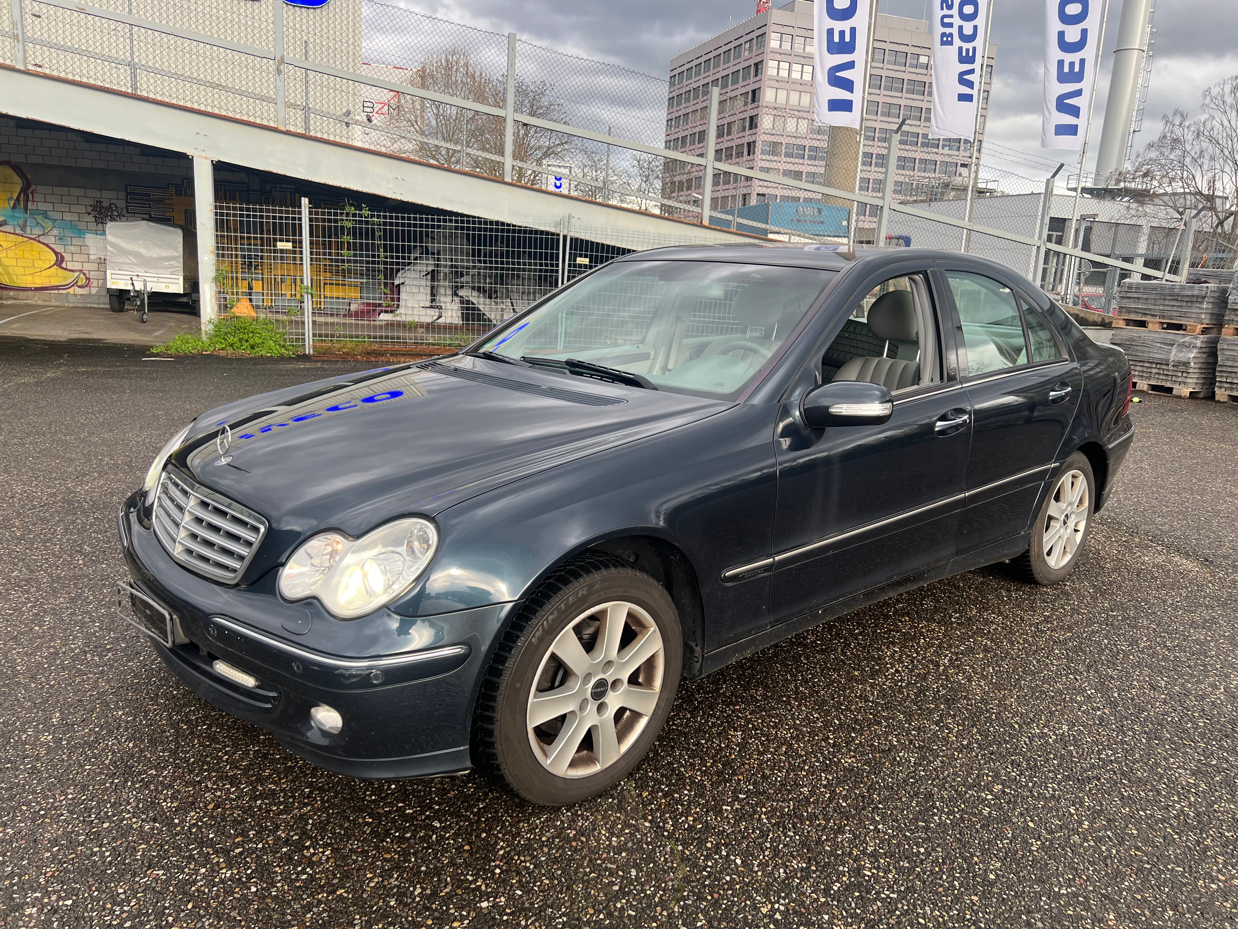 MERCEDES-BENZ C 240 Elégance 4Matic Automatic