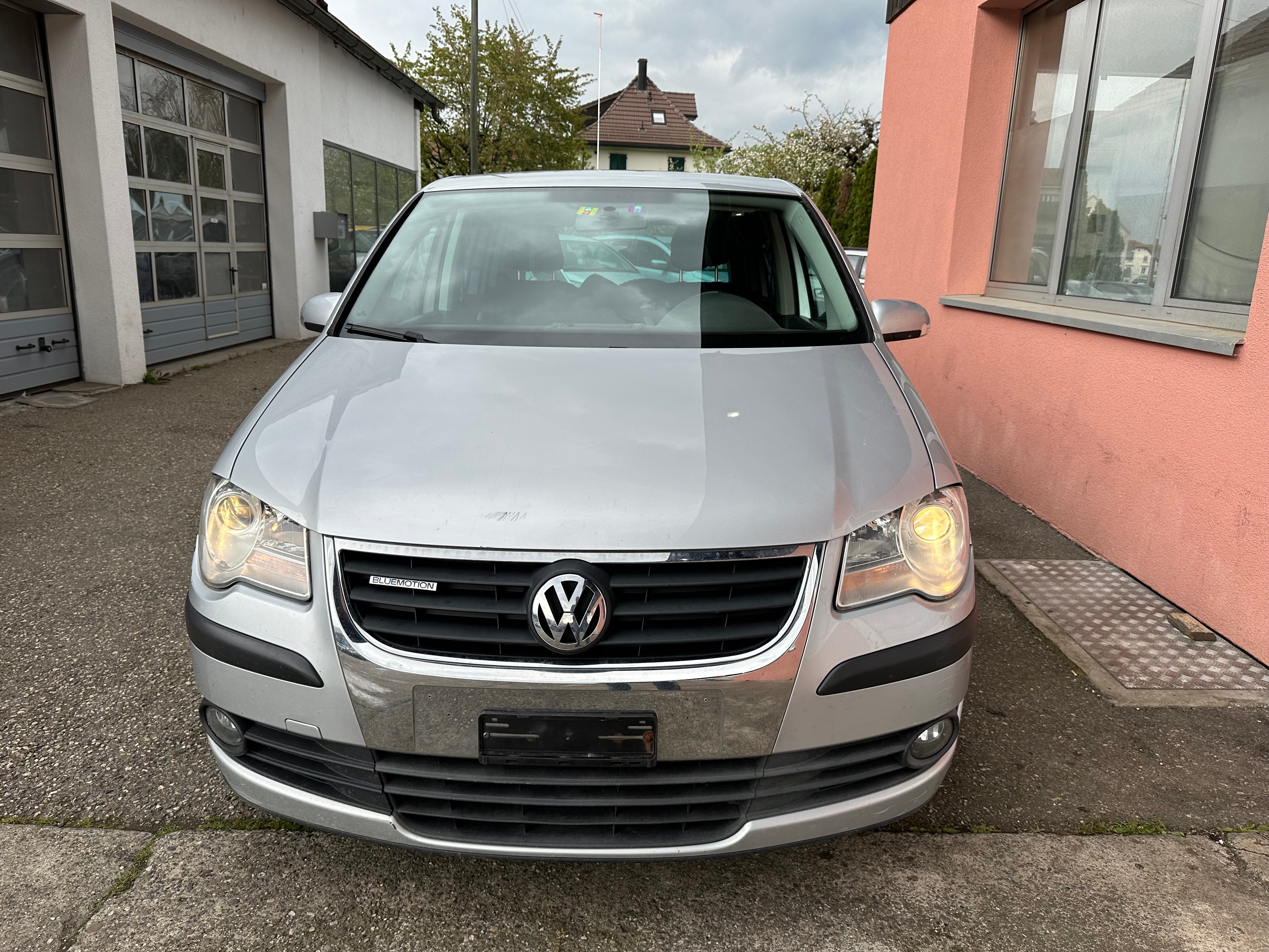 VW Touran 1.9 TDI BlueMotion Conceptline