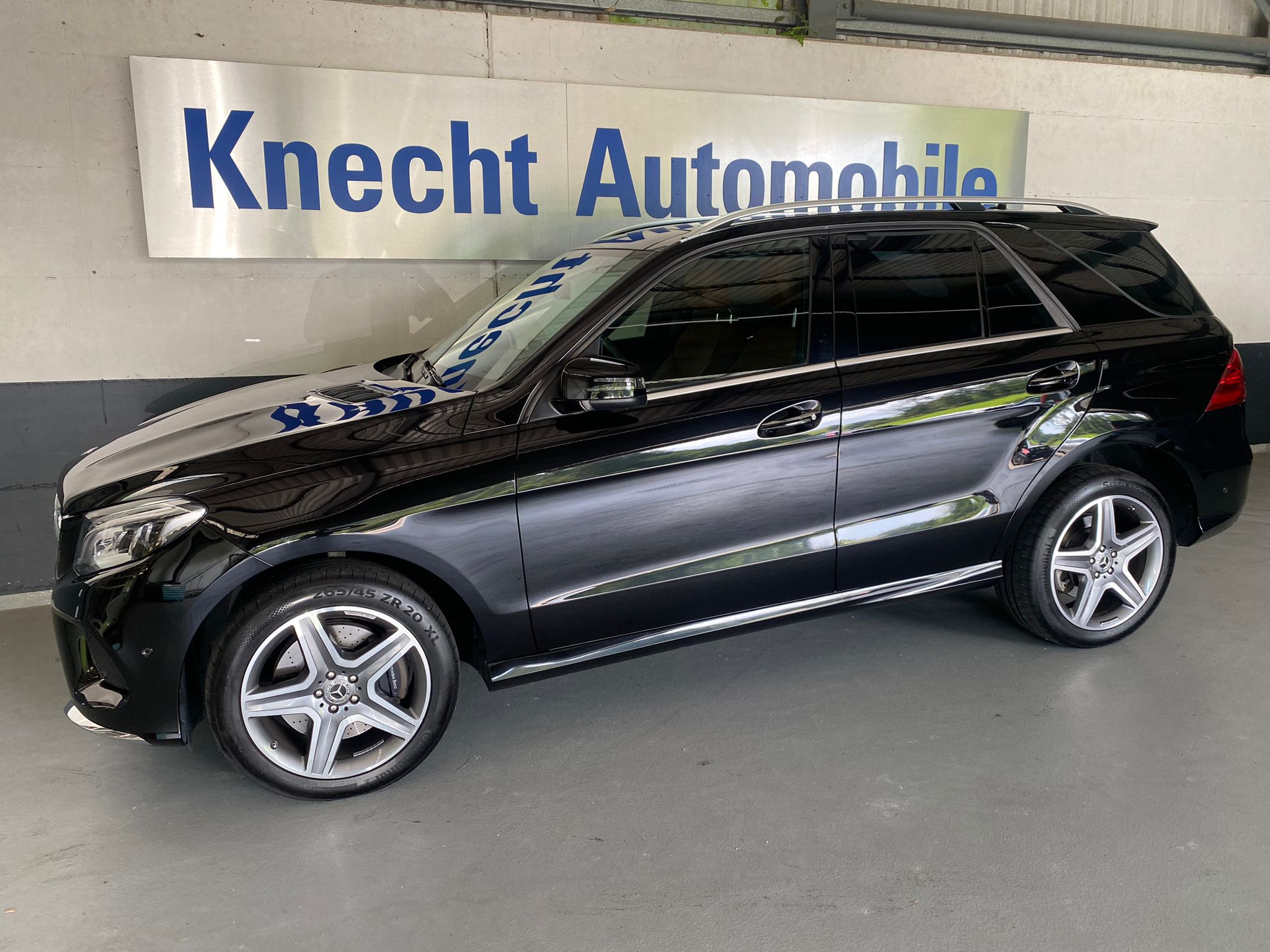 MERCEDES-BENZ GLE 400 Executive 4Matic 9G-Tronic