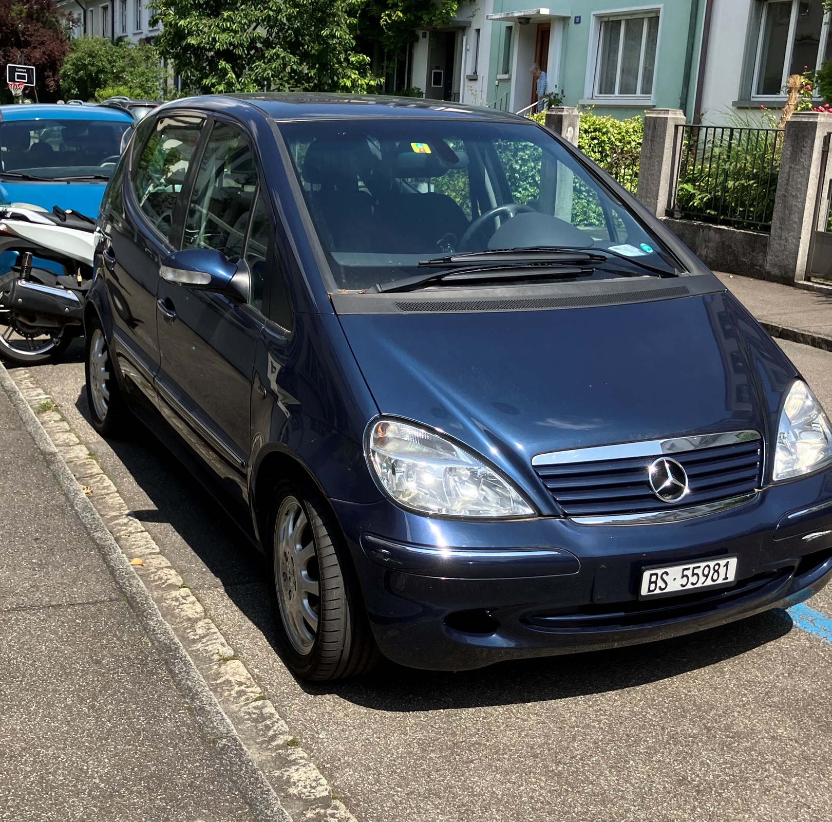 MERCEDES-BENZ A 190 L Elégance