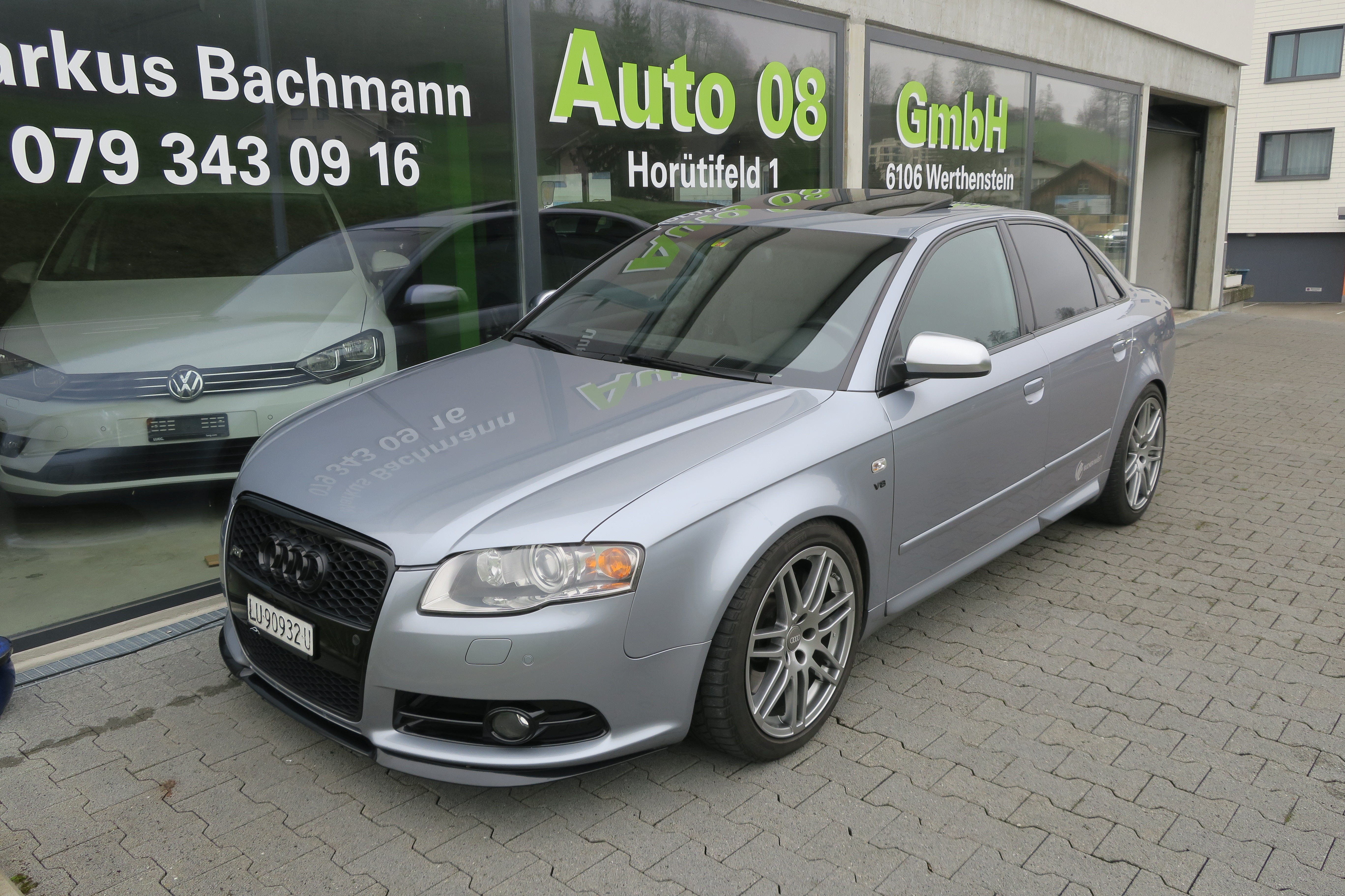 AUDI S4 4.2 V8 quattro