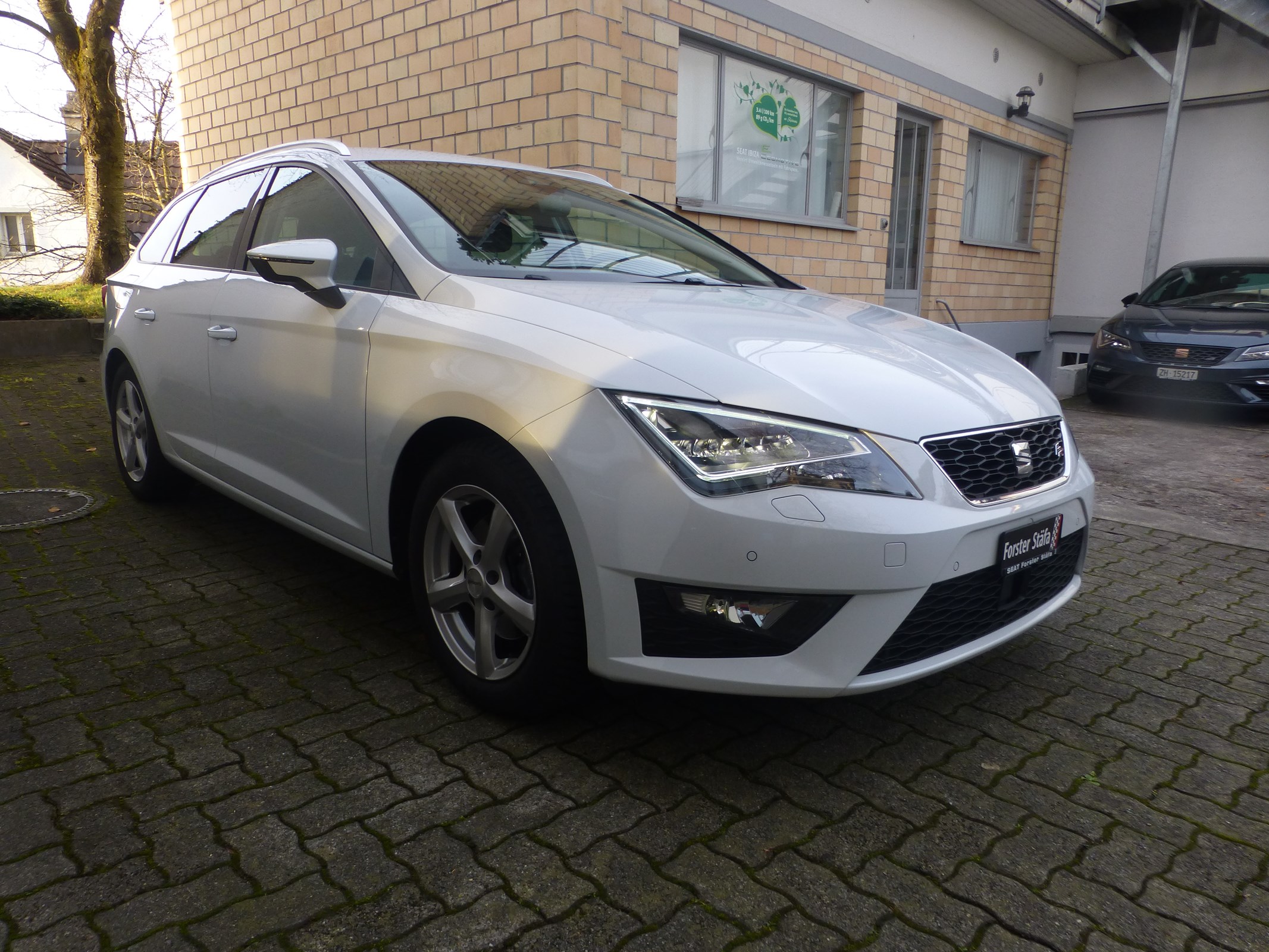 SEAT Leon ST 1.4 TSI FR Line DSG