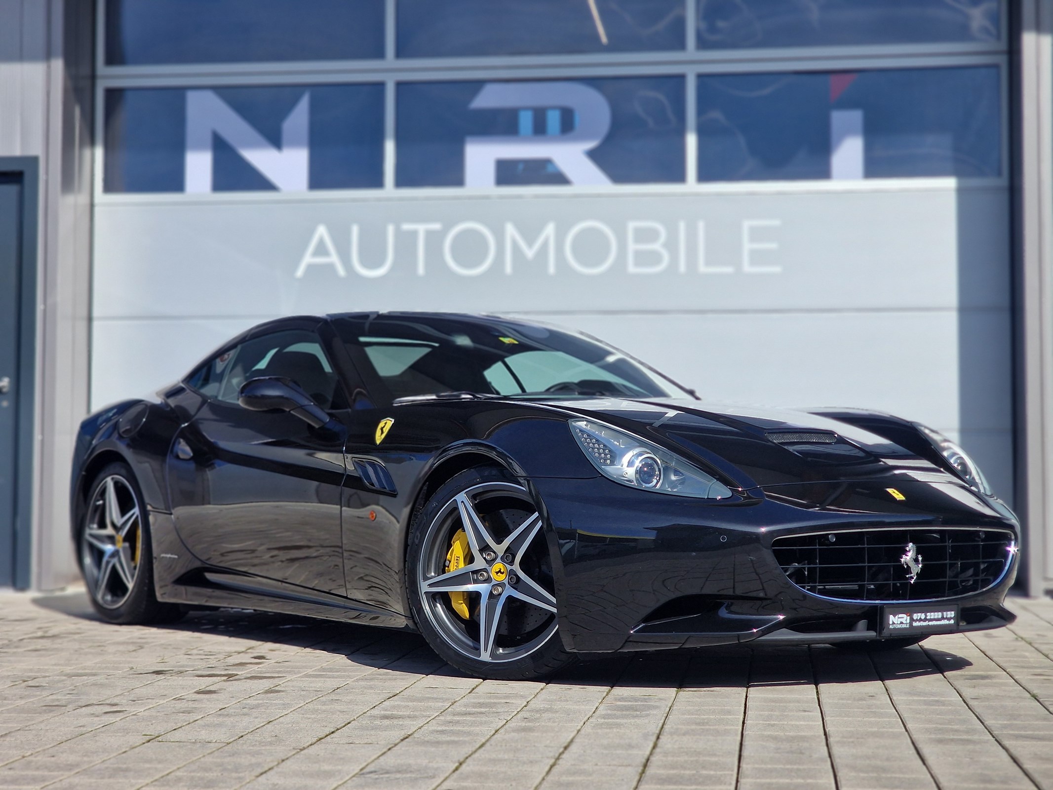 FERRARI California 4.3