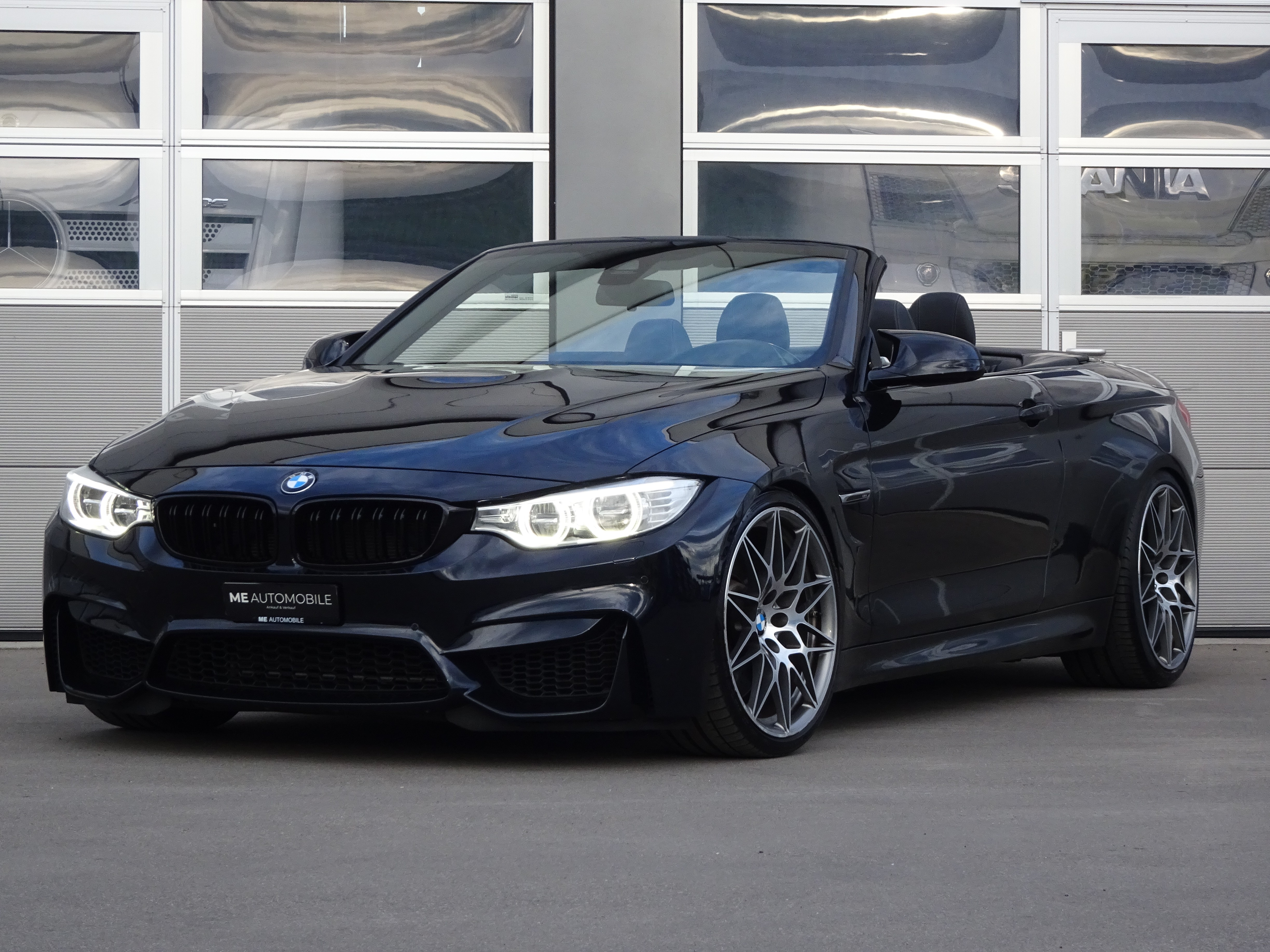 BMW M4 Cabriolet DKG