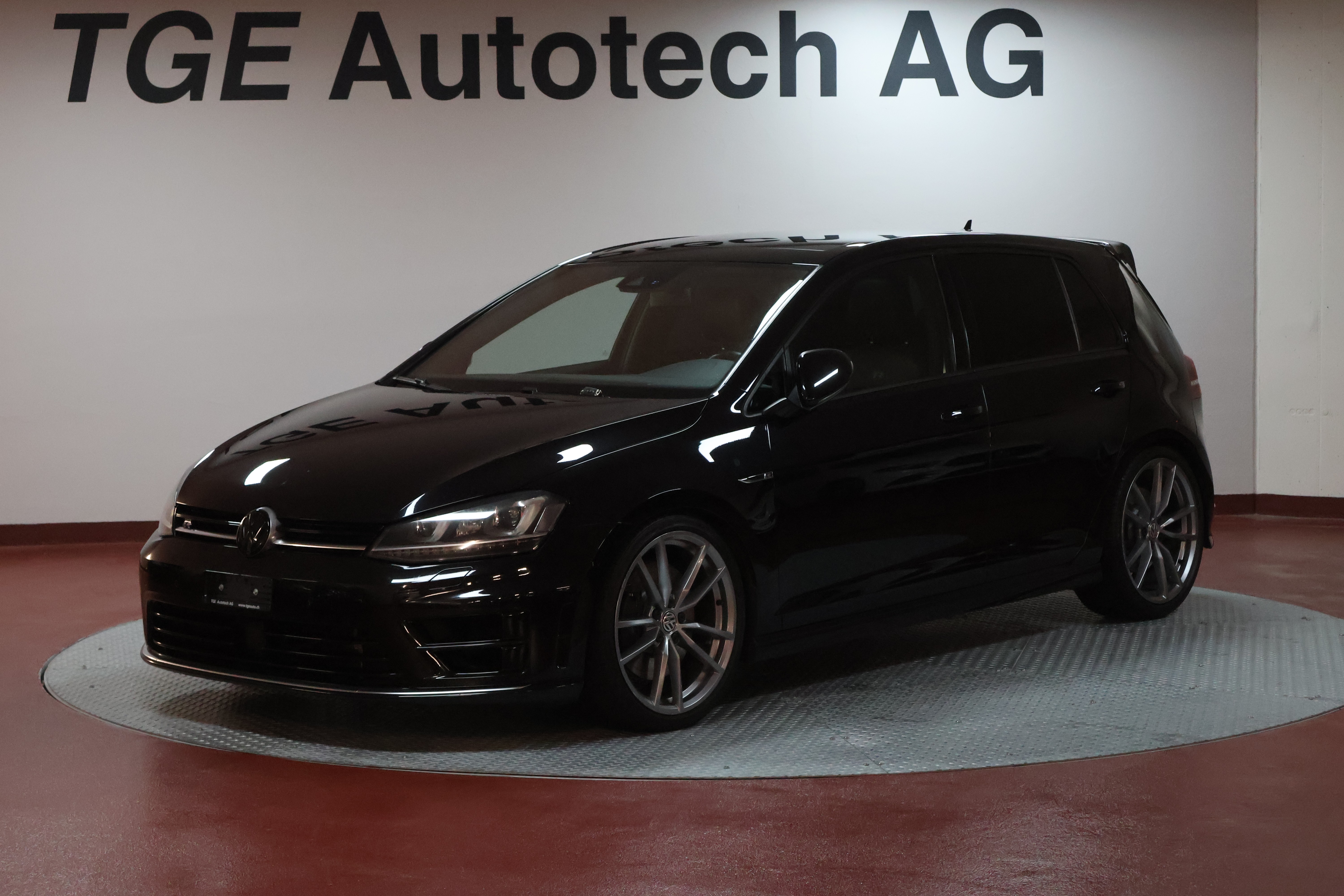 VW Golf 2.0 TSI R 4Motion DSG