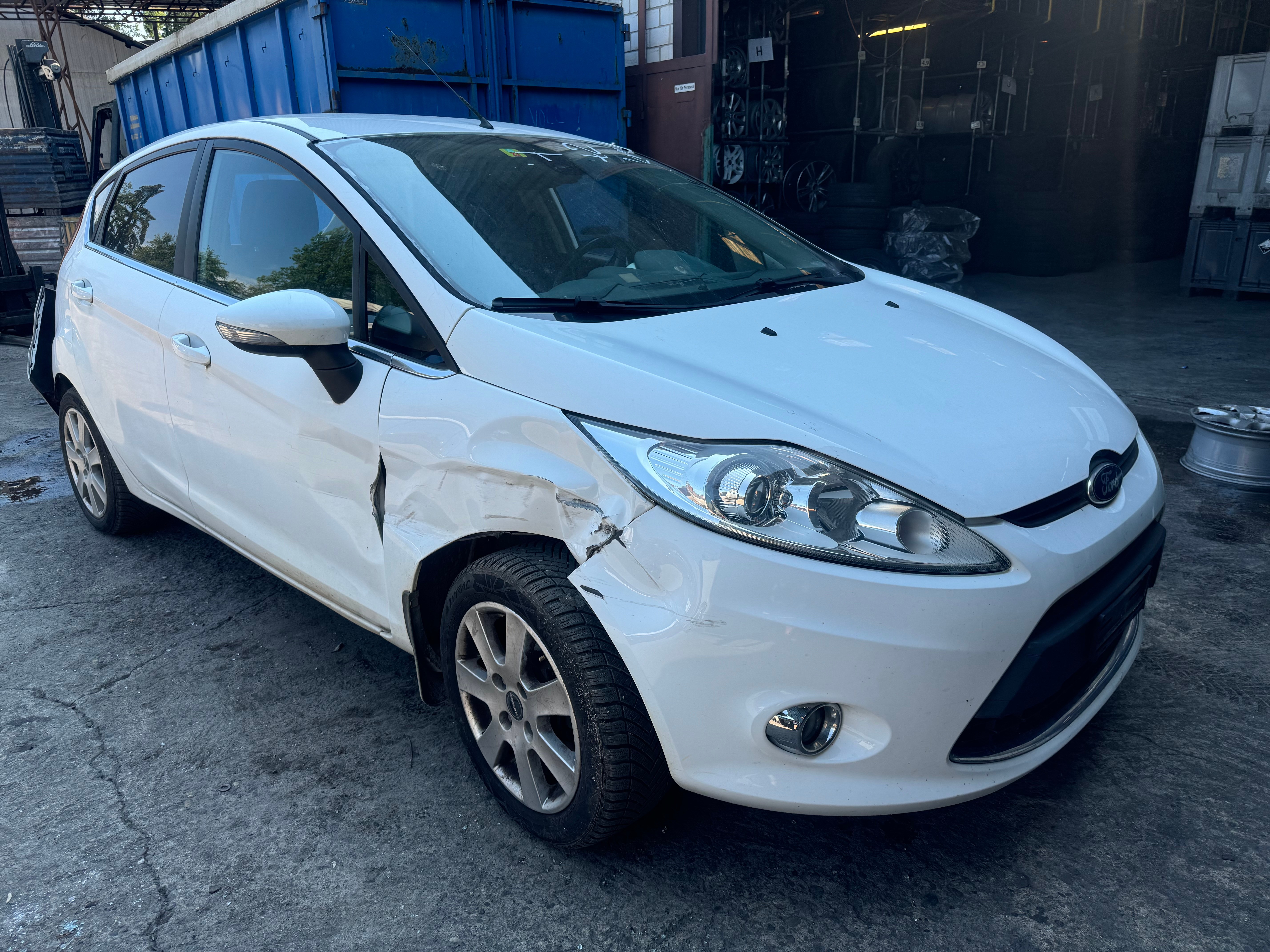 FORD Fiesta 1.6 16V Titanium