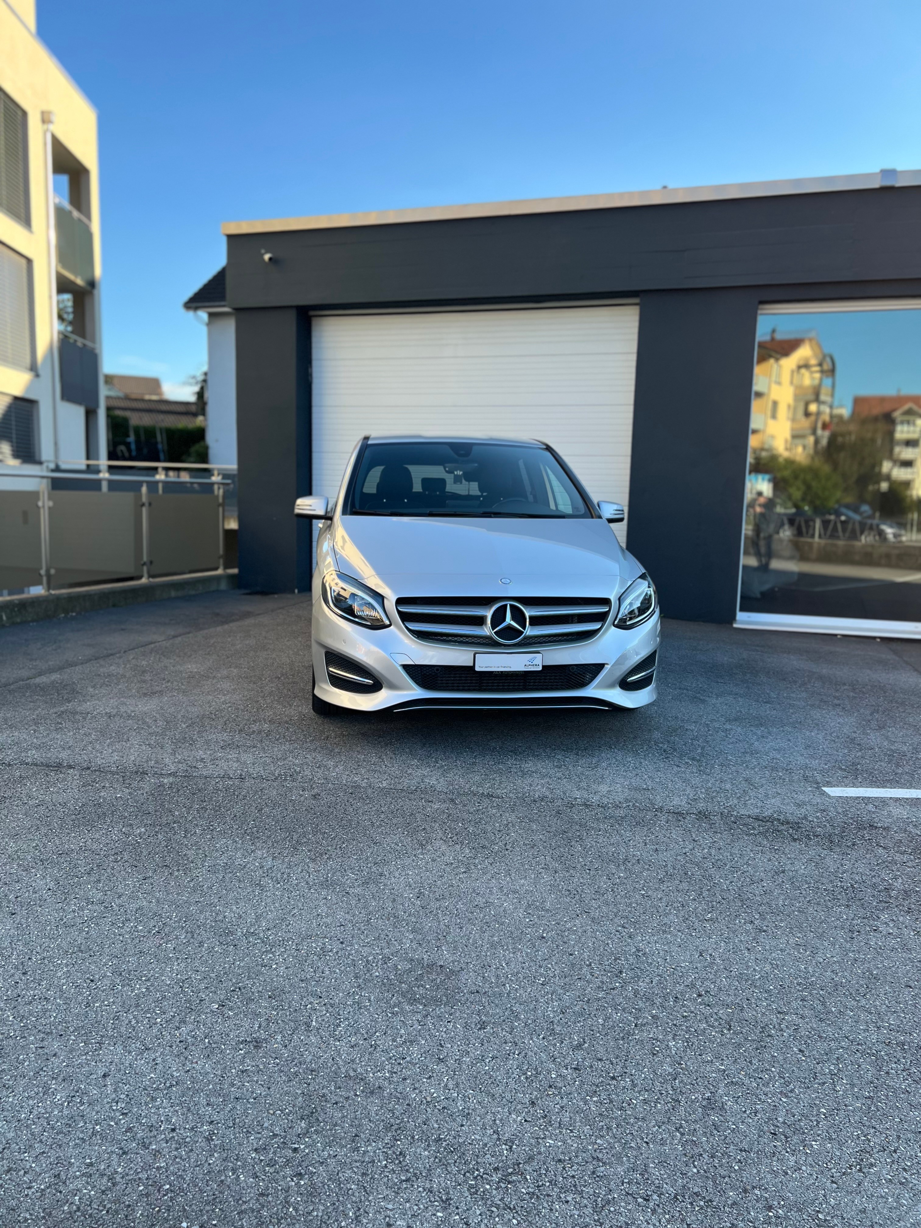 MERCEDES-BENZ B 220 CDI Swiss Star Edition 4Matic 7G-DCT