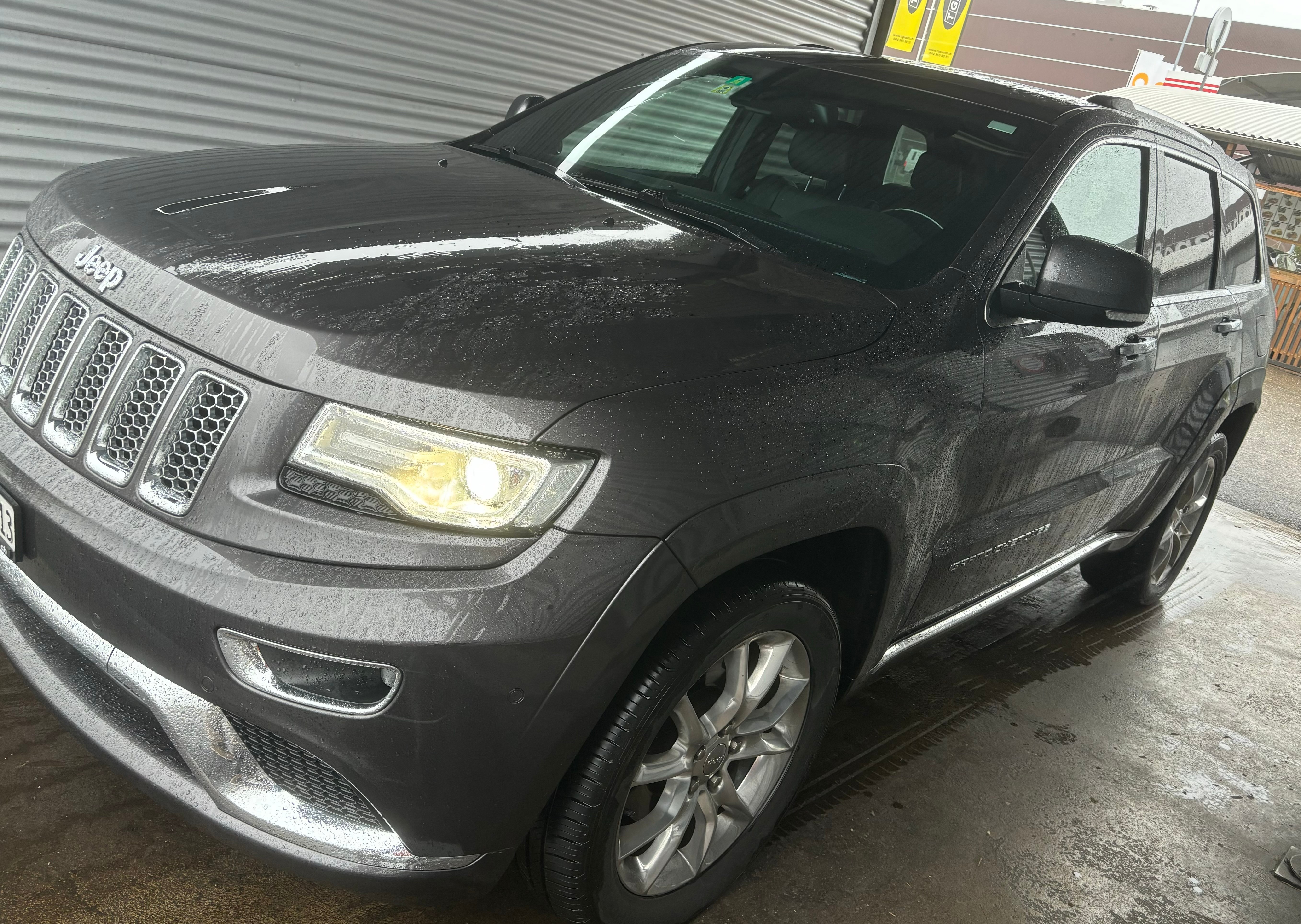 JEEP Grand Cherokee 3.0 CRD Summit Automatic