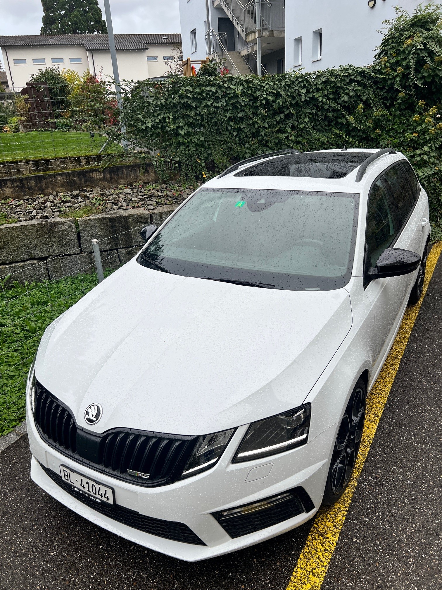 SKODA Octavia Combi 2.0 TSI RS DSG