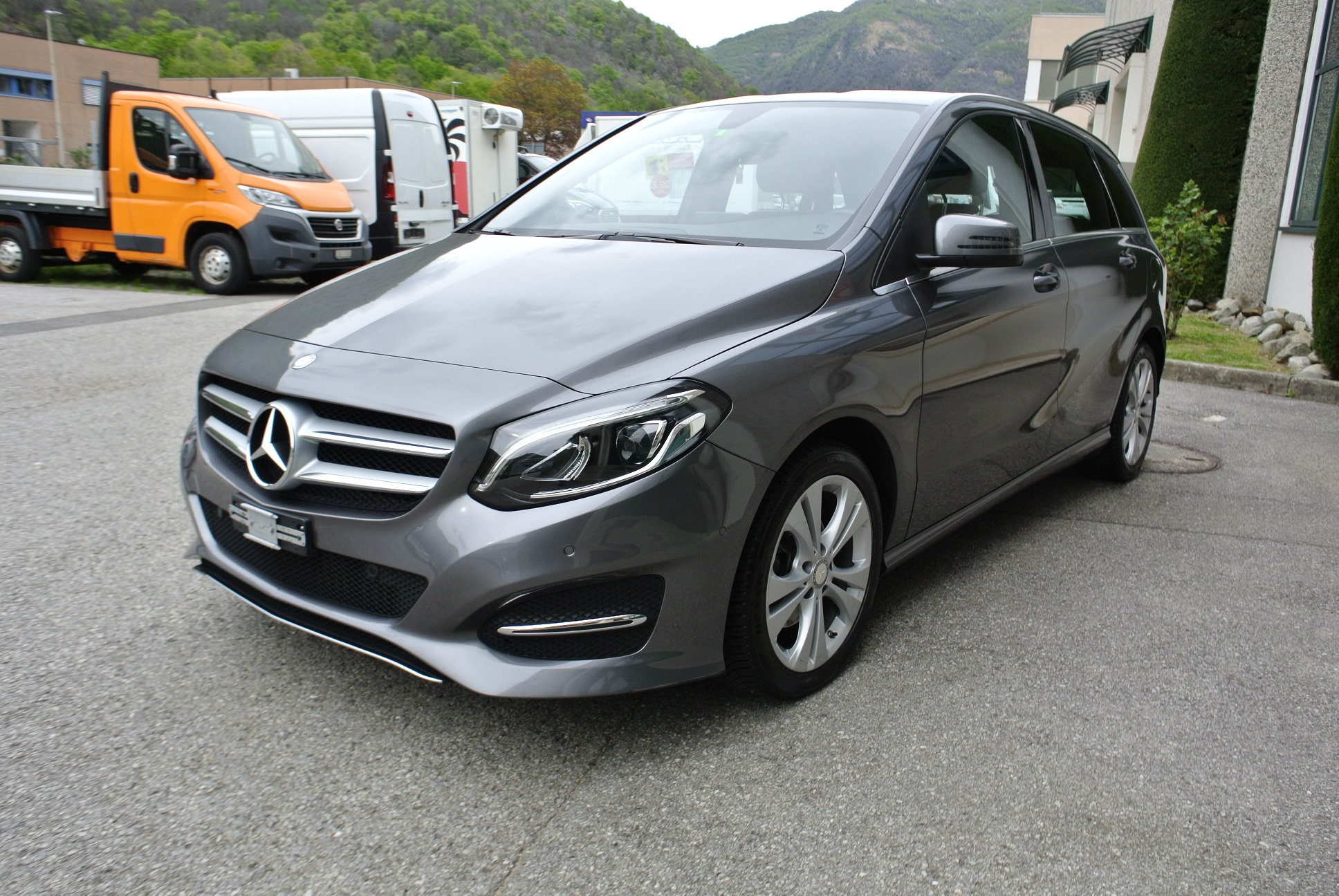 MERCEDES-BENZ B 220 CDI Urban 7G-DCT