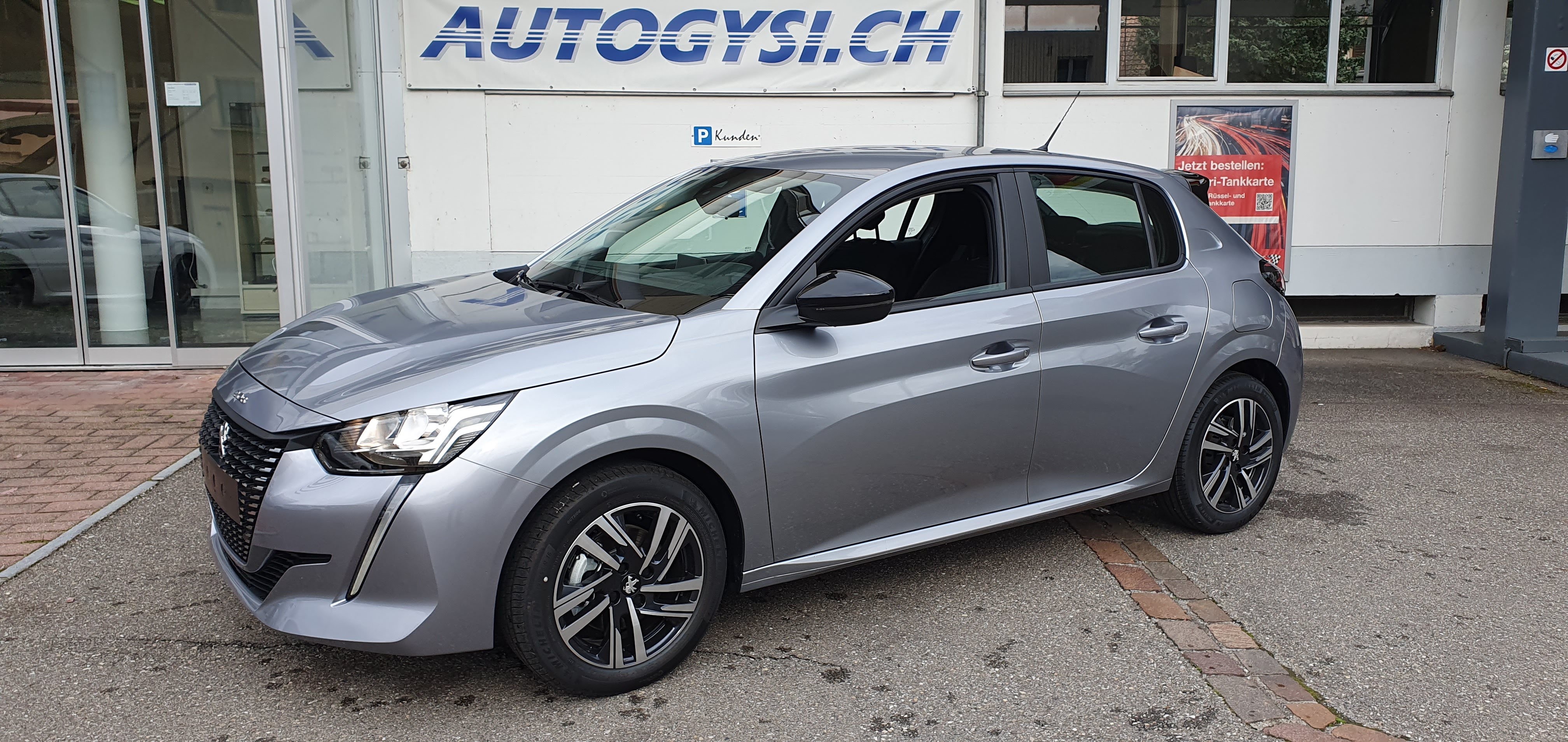 PEUGEOT 208 1.2 ActivePack Helvetia