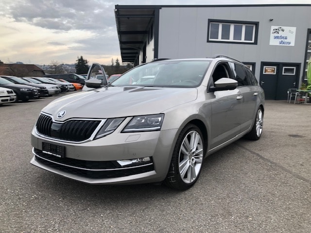 SKODA Octavia Combi 1.8 TSI Style 4x4 DSG