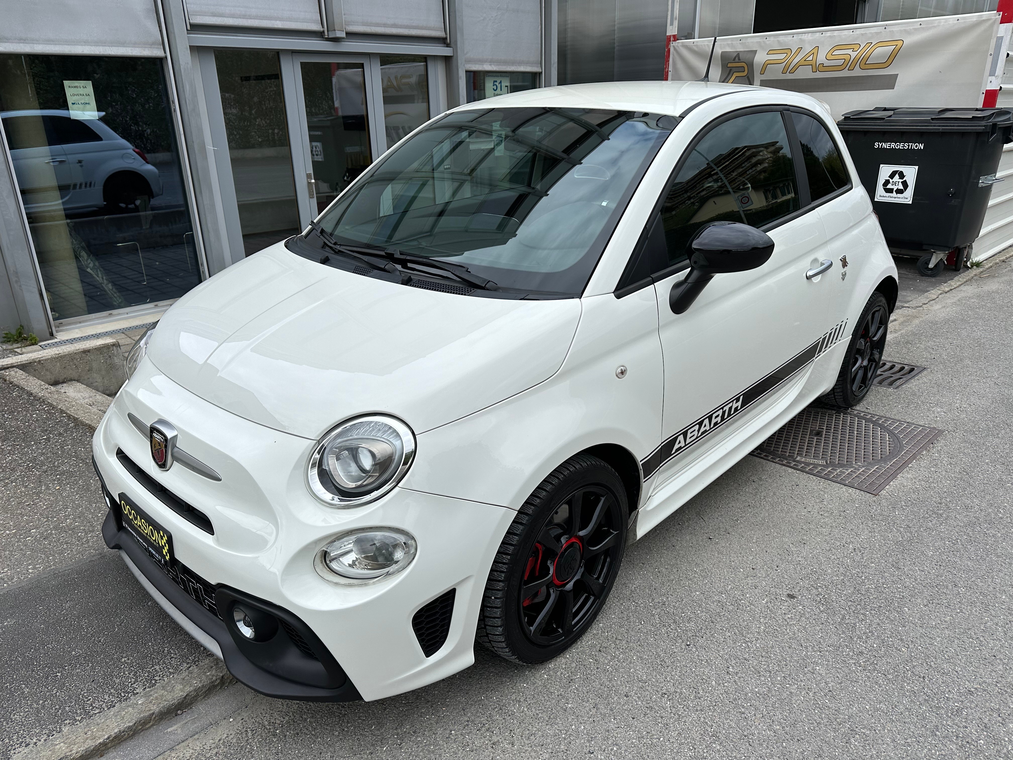 FIAT 595 1.4 16V Turbo Abarth Dualogic