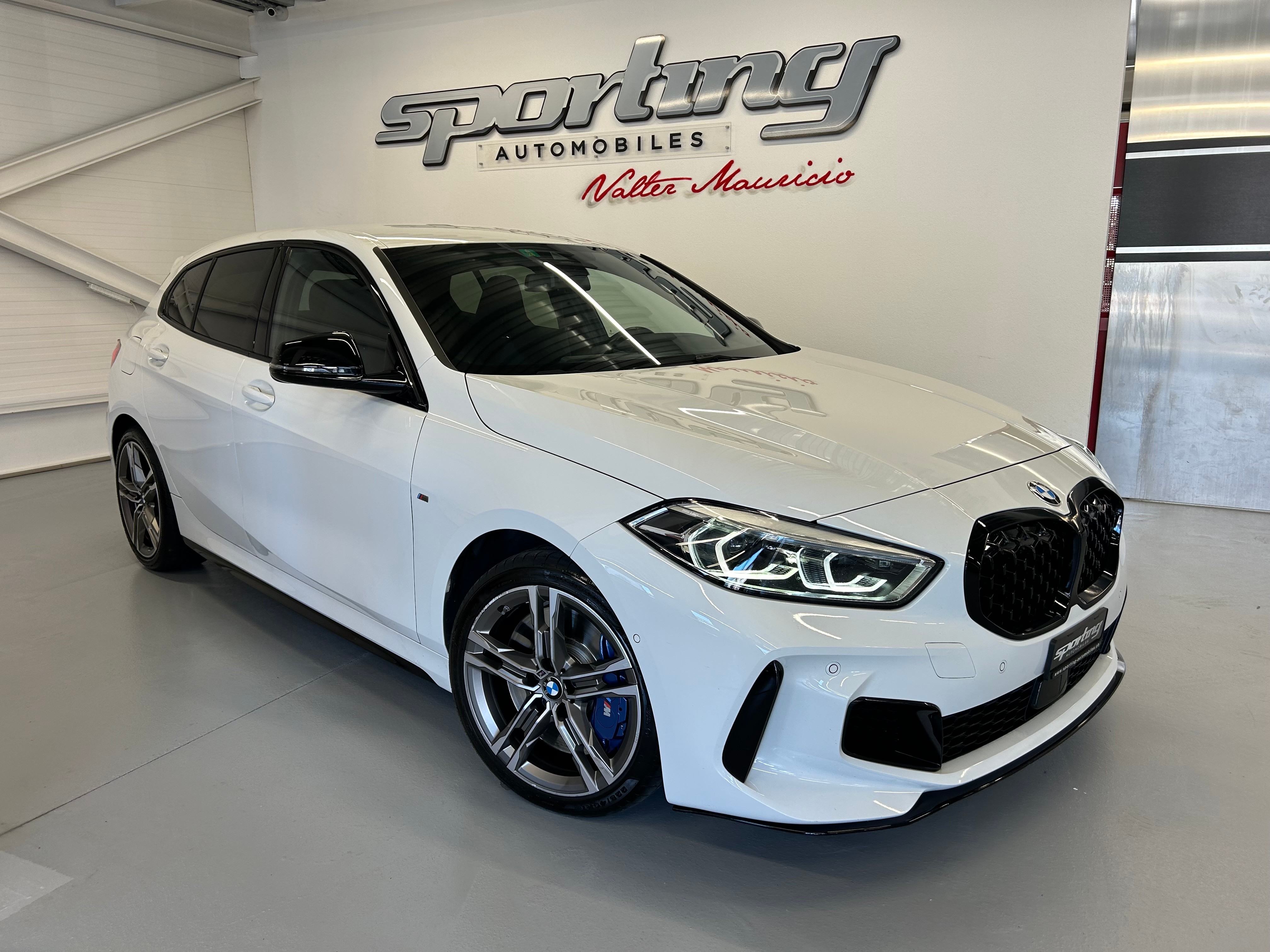 BMW M135i xDrive Steptronic