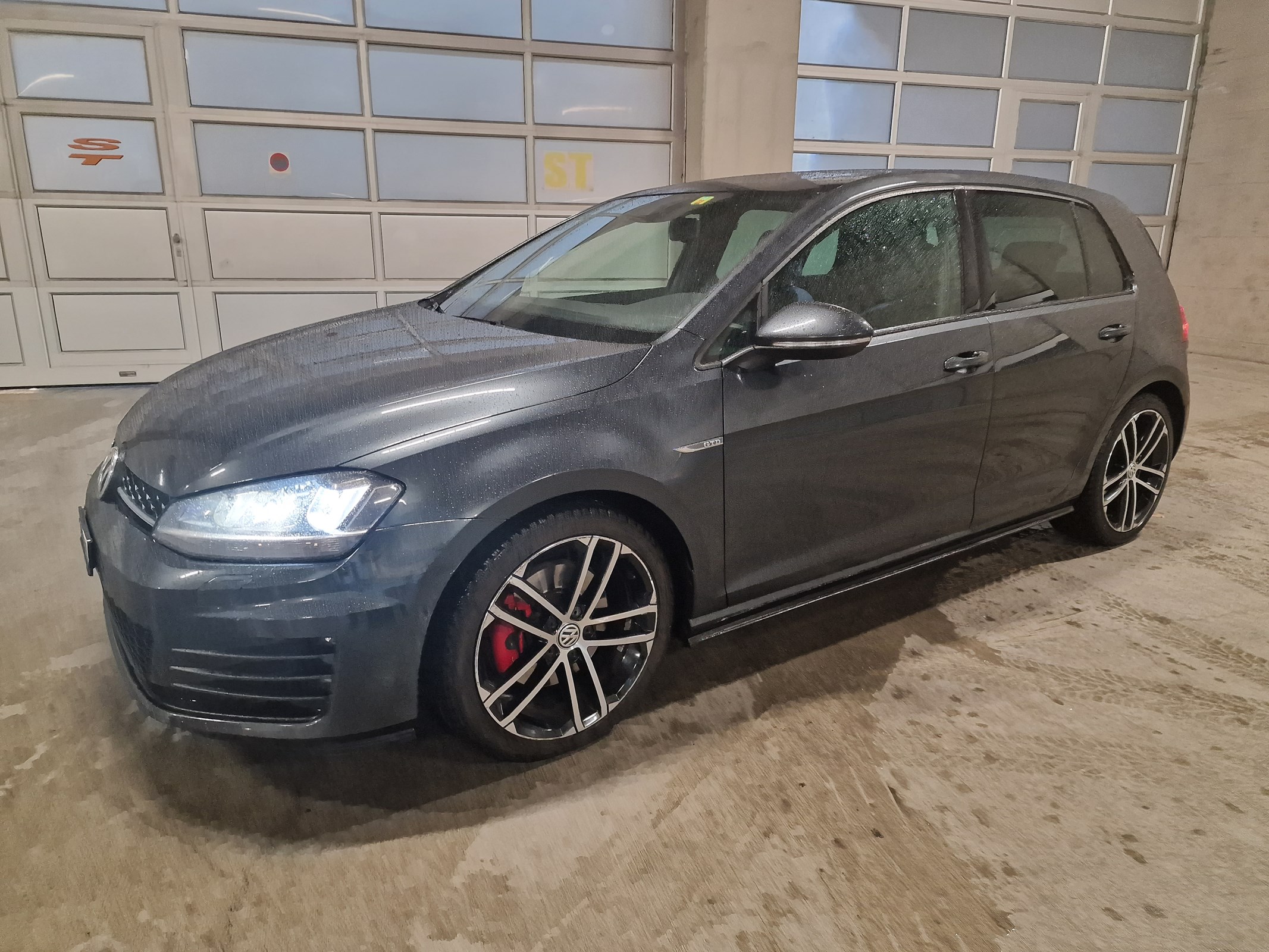 VW Golf 2.0 TDI GTD DSG