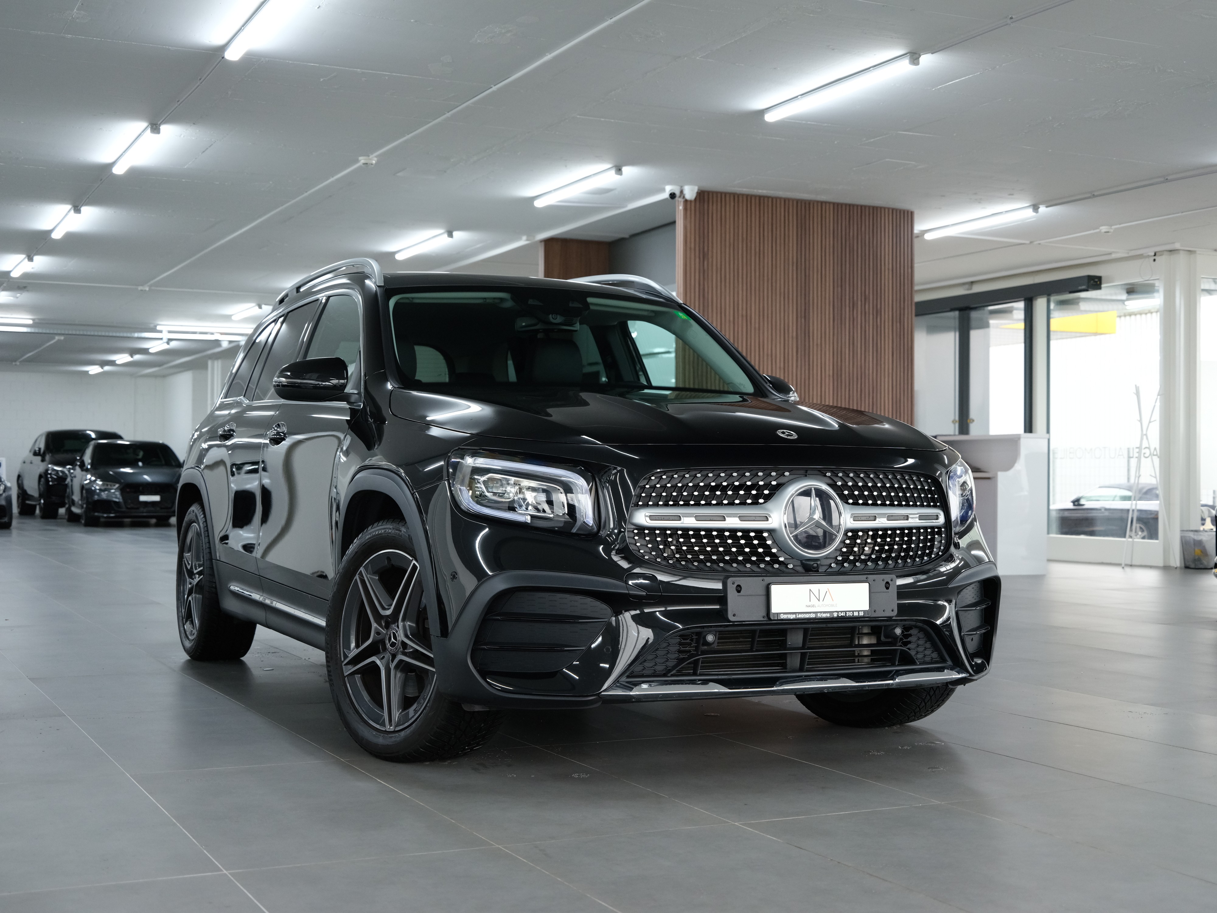 MERCEDES-BENZ GLB 250 AMG Line 4 MATIC 8G-Tronic