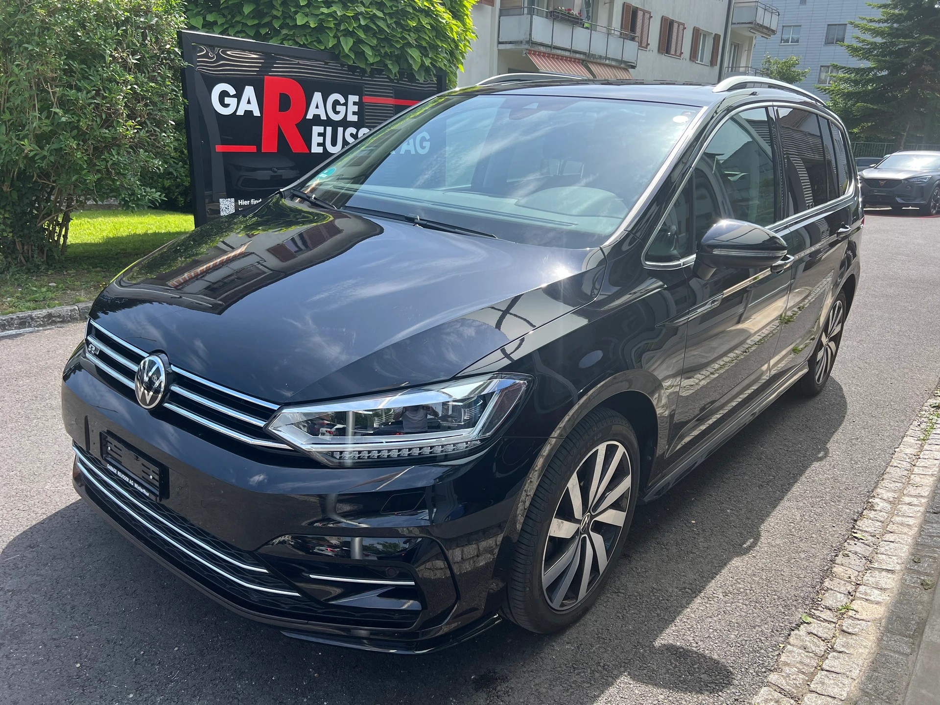 VW TOURAN 1.5 TSI HIGHLINE R-LINE DSG *** TOPAUSSTATTUNG ***