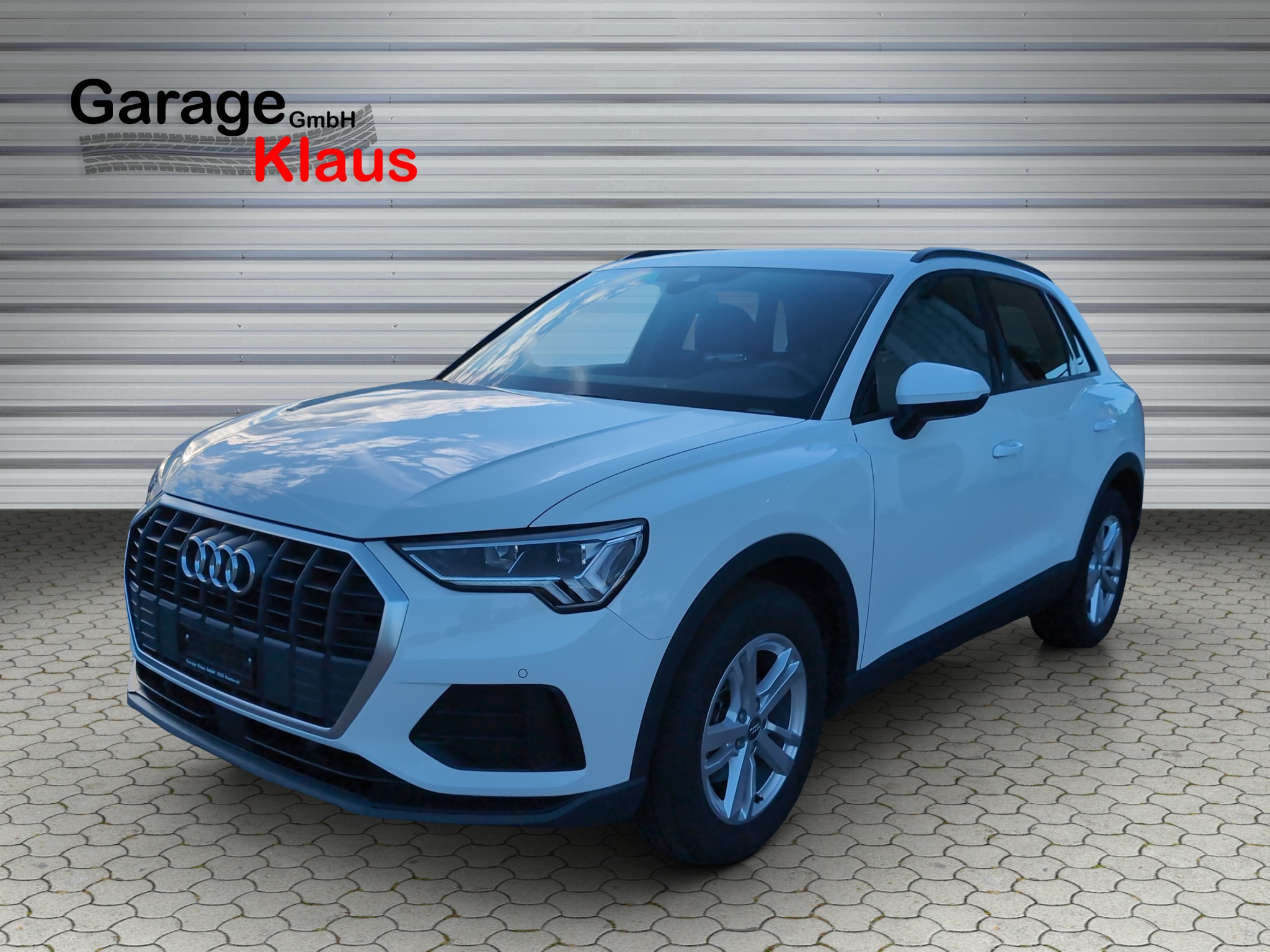 AUDI Q3 35 TFSI Attraction S-tronic