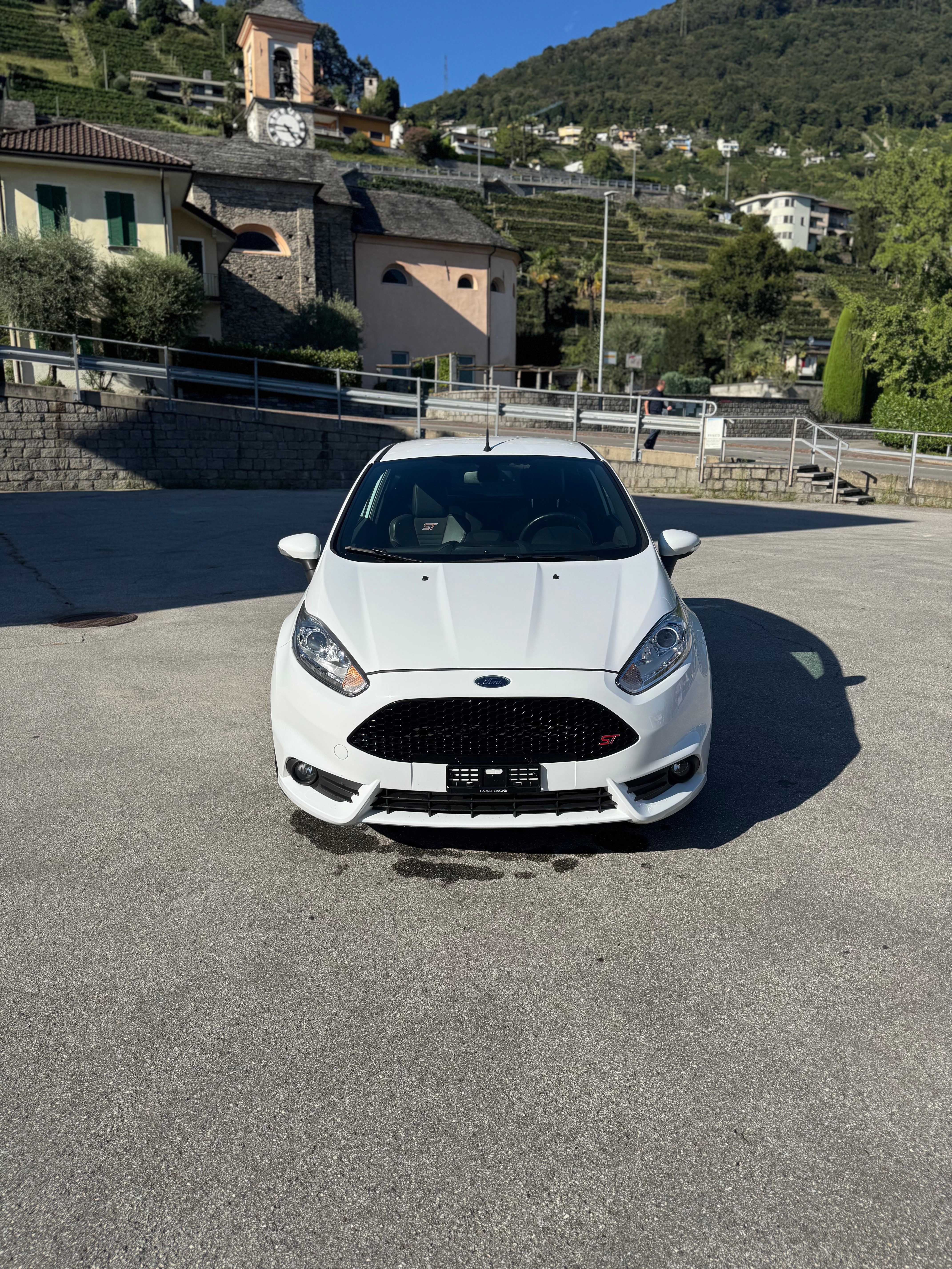 FORD Fiesta 1.6 SCTi ST 200