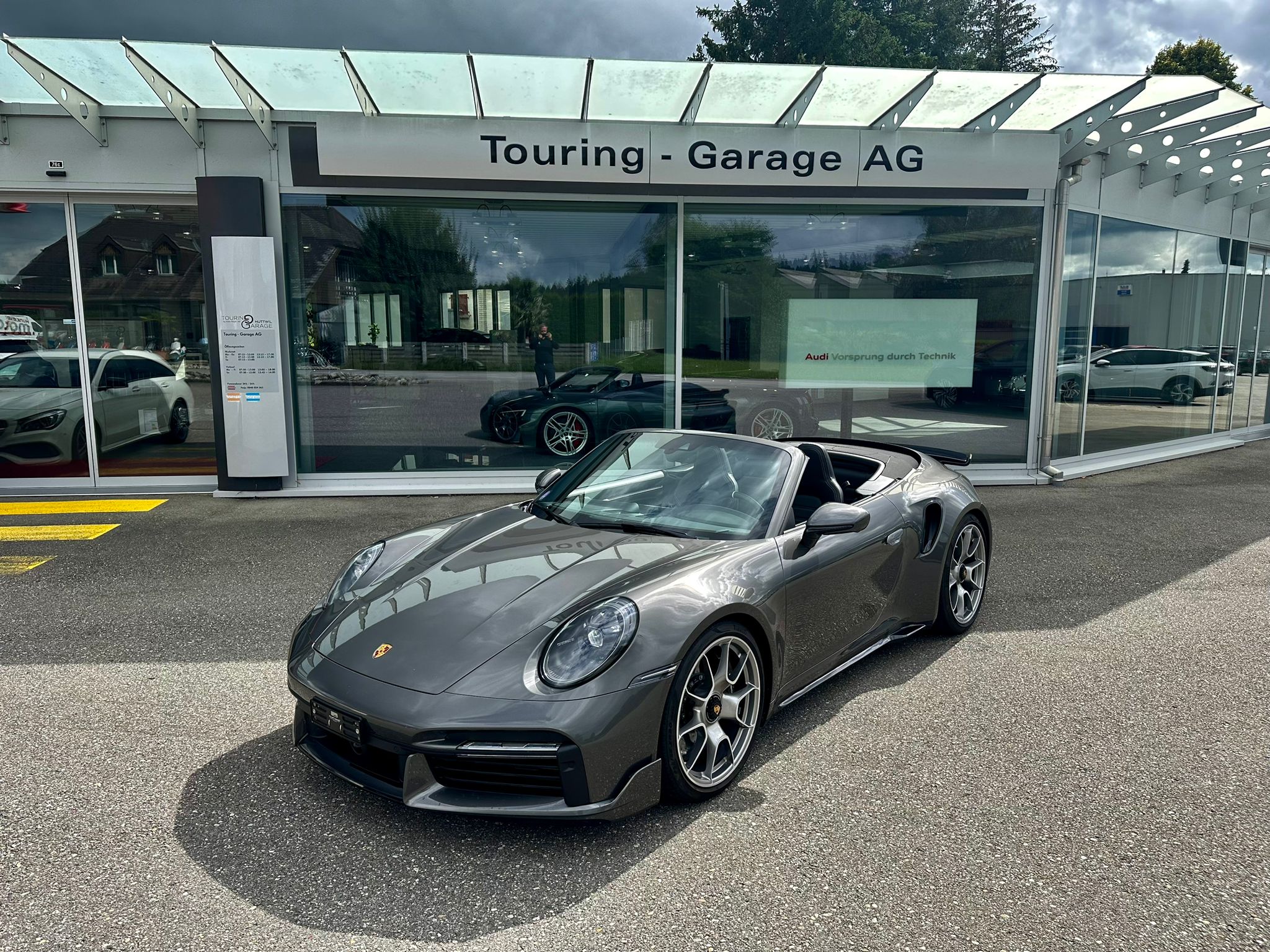 PORSCHE 911 Turbo S Cabriolet PDK