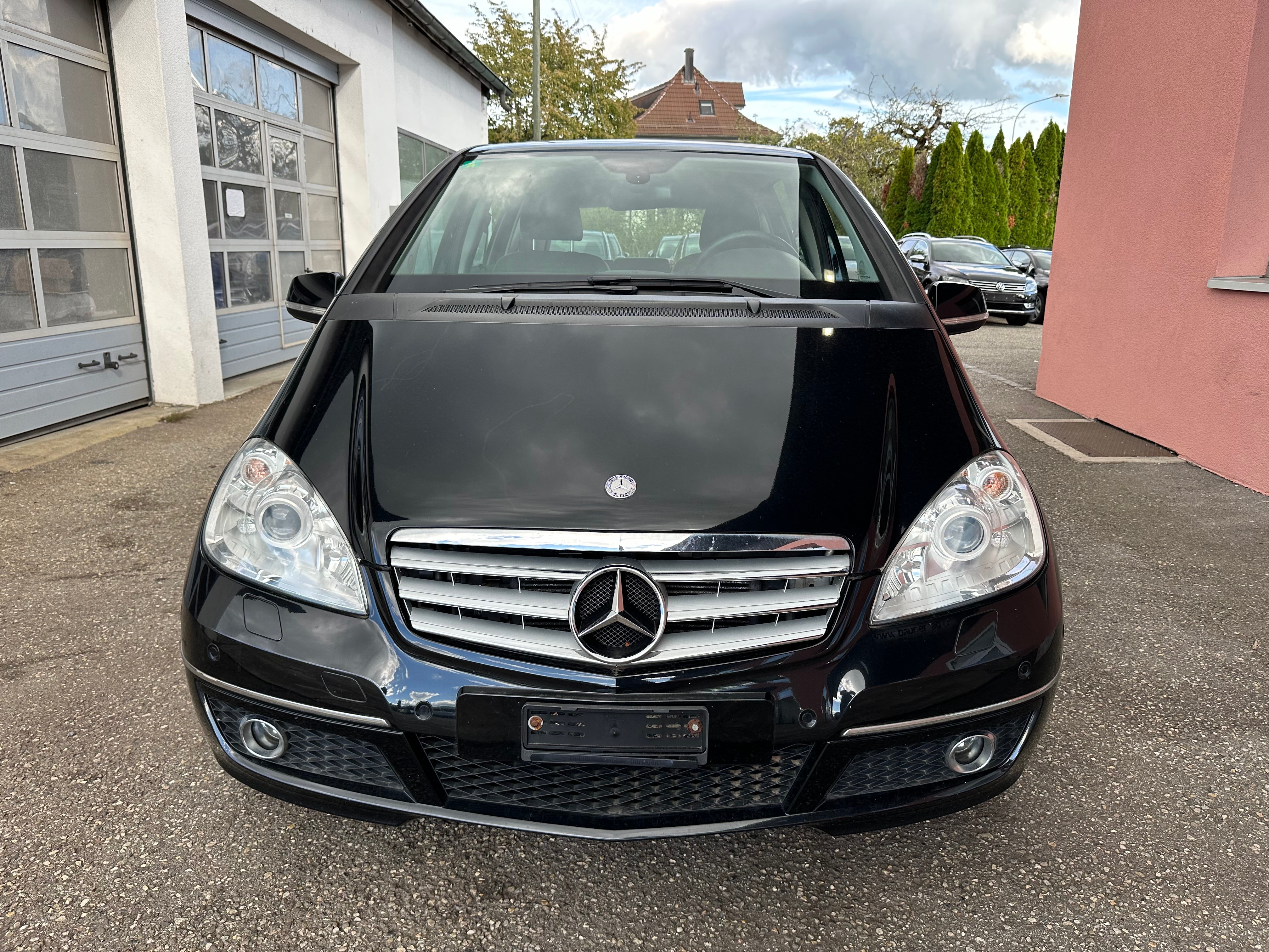 MERCEDES-BENZ A 200 Avantgarde Autotronic