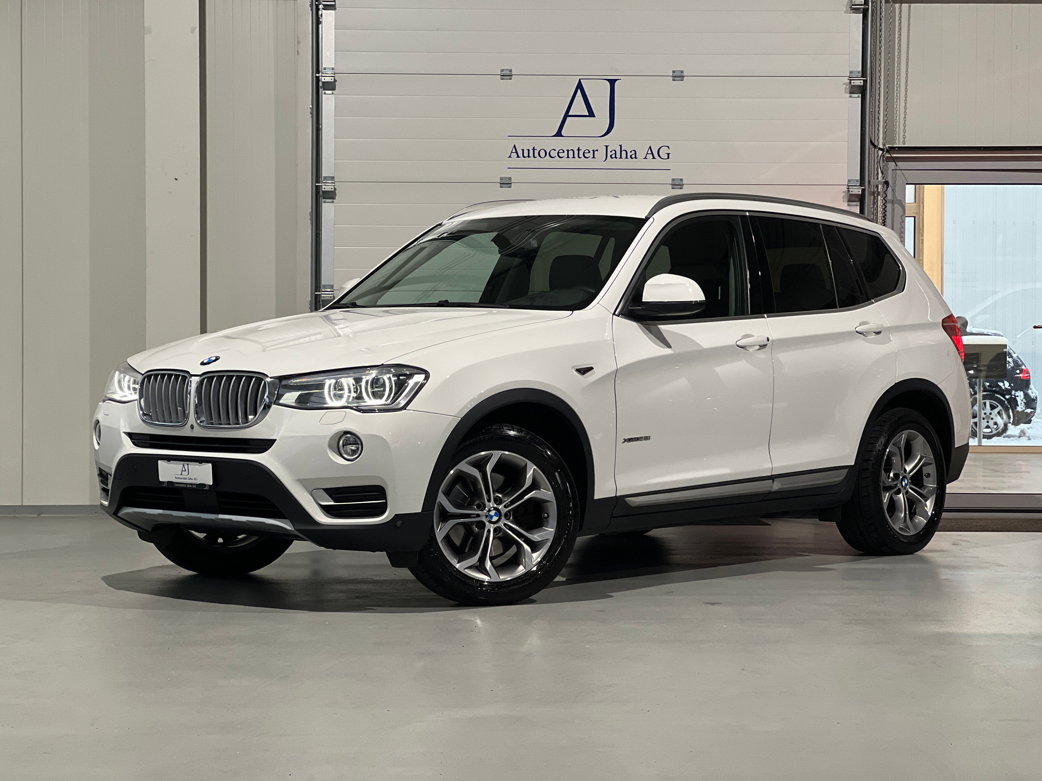 BMW X3 xDrive 28i xLine Steptronic