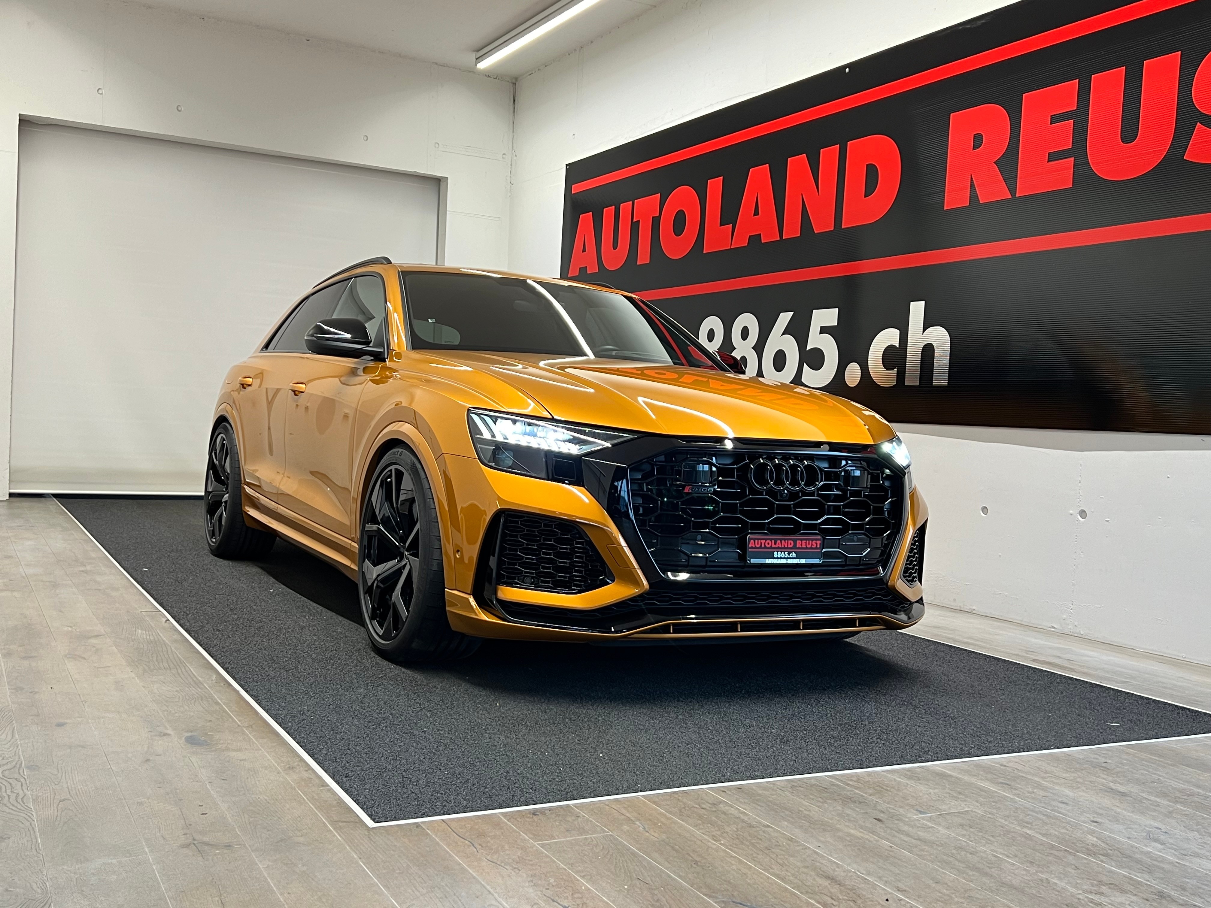 AUDI RSQ8 quattro tiptronic