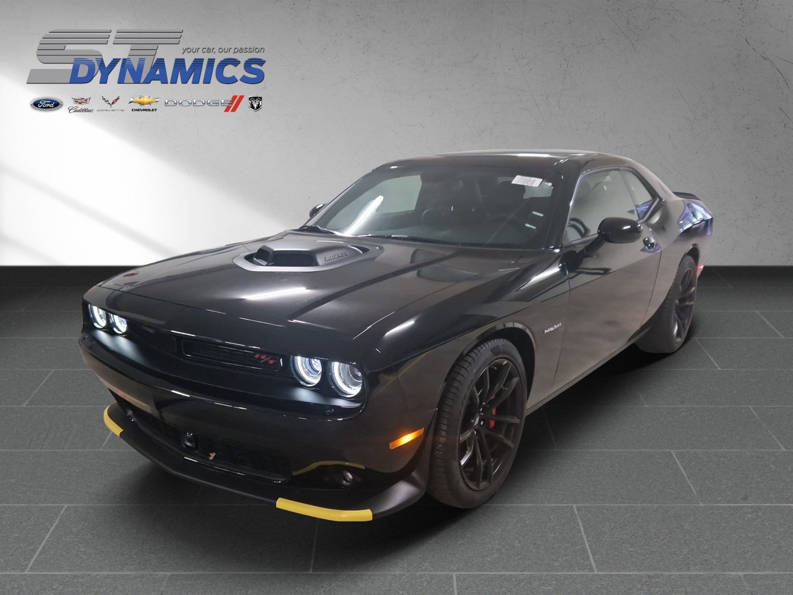 DODGE Challenger 5.7 V8 HEMI VVT R/T PlusShaker