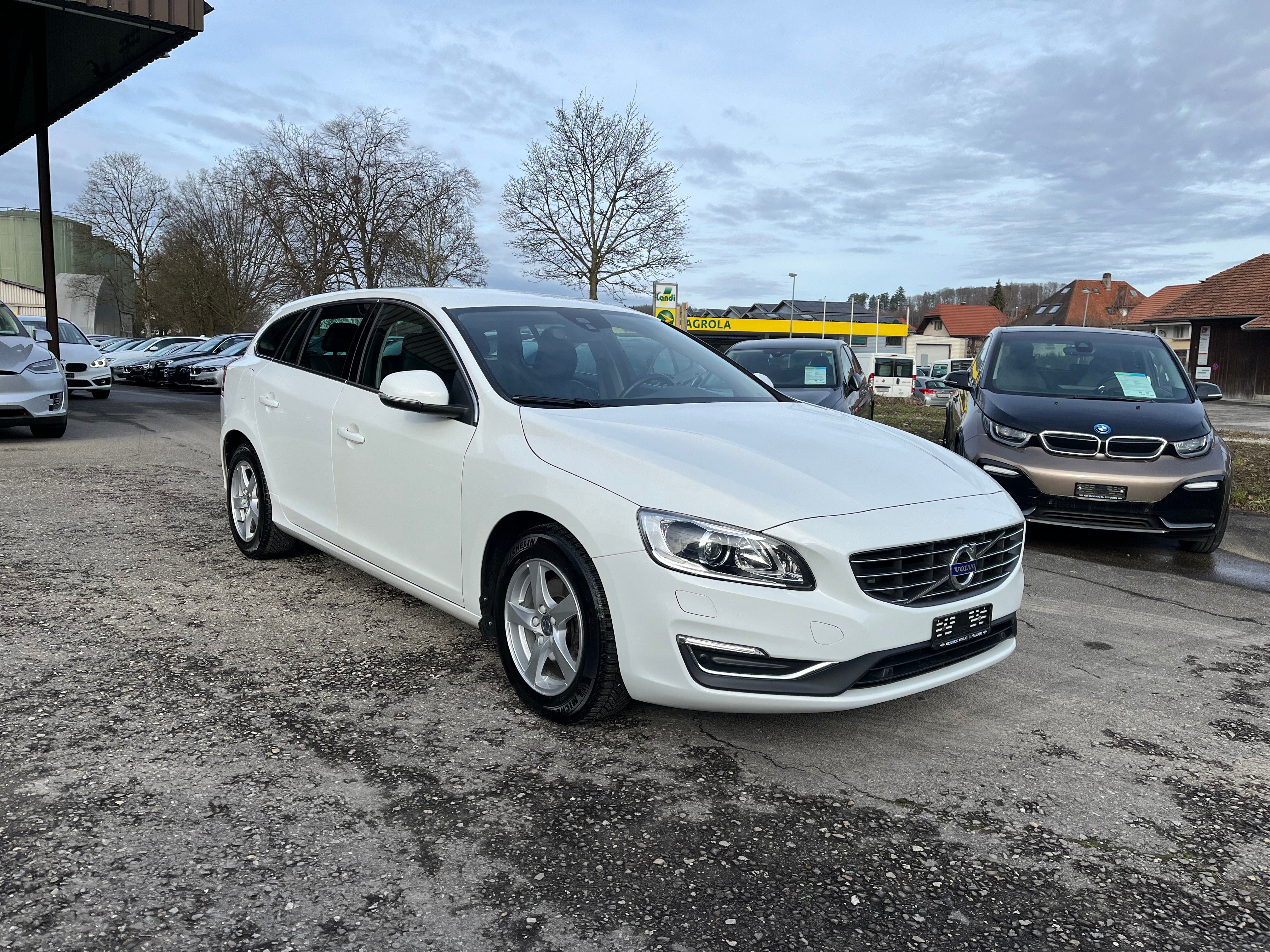 VOLVO V60 D2 Momentum Geartronic