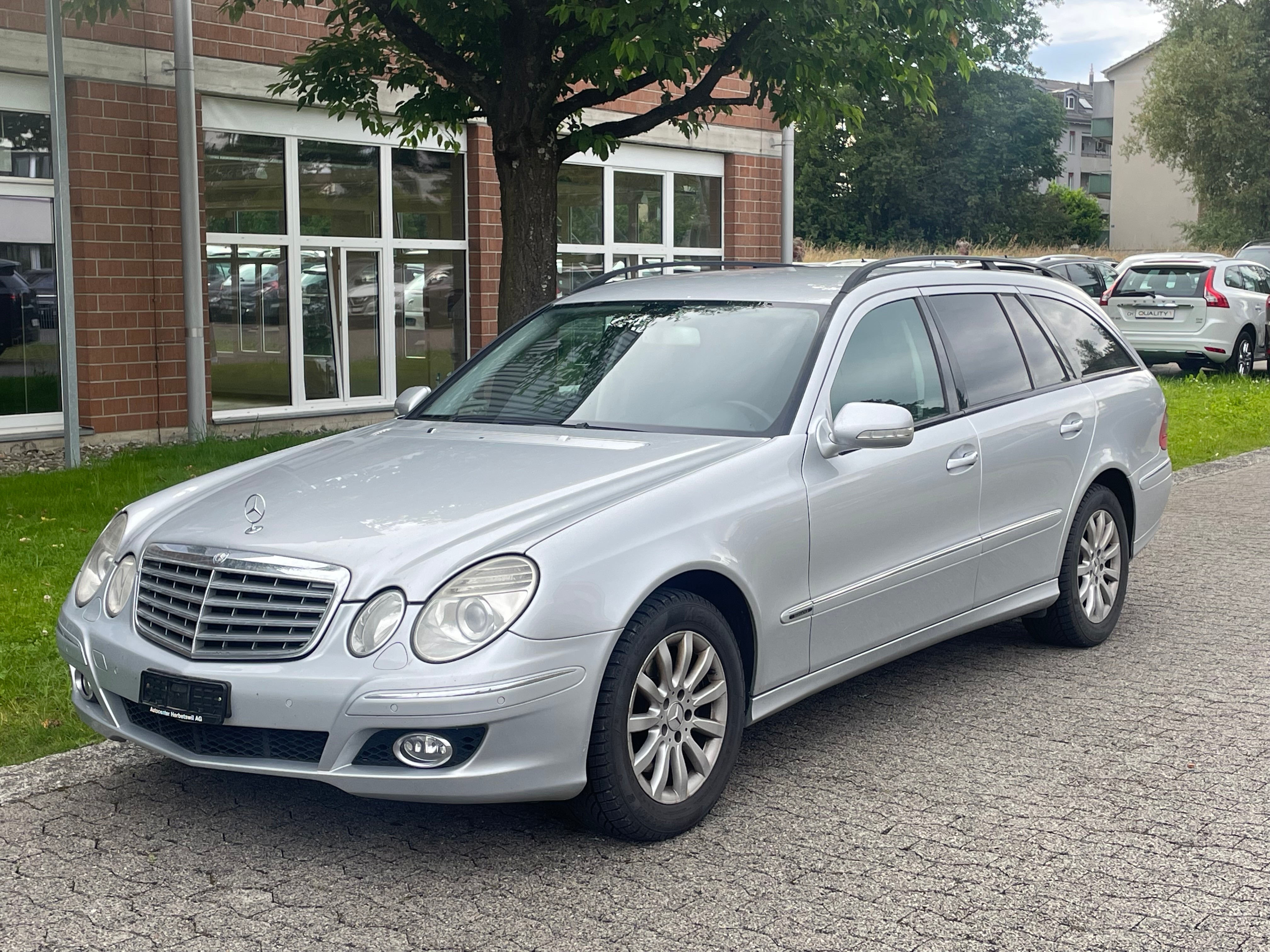 MERCEDES-BENZ E 320 CDI Classic 4Matic Automatic