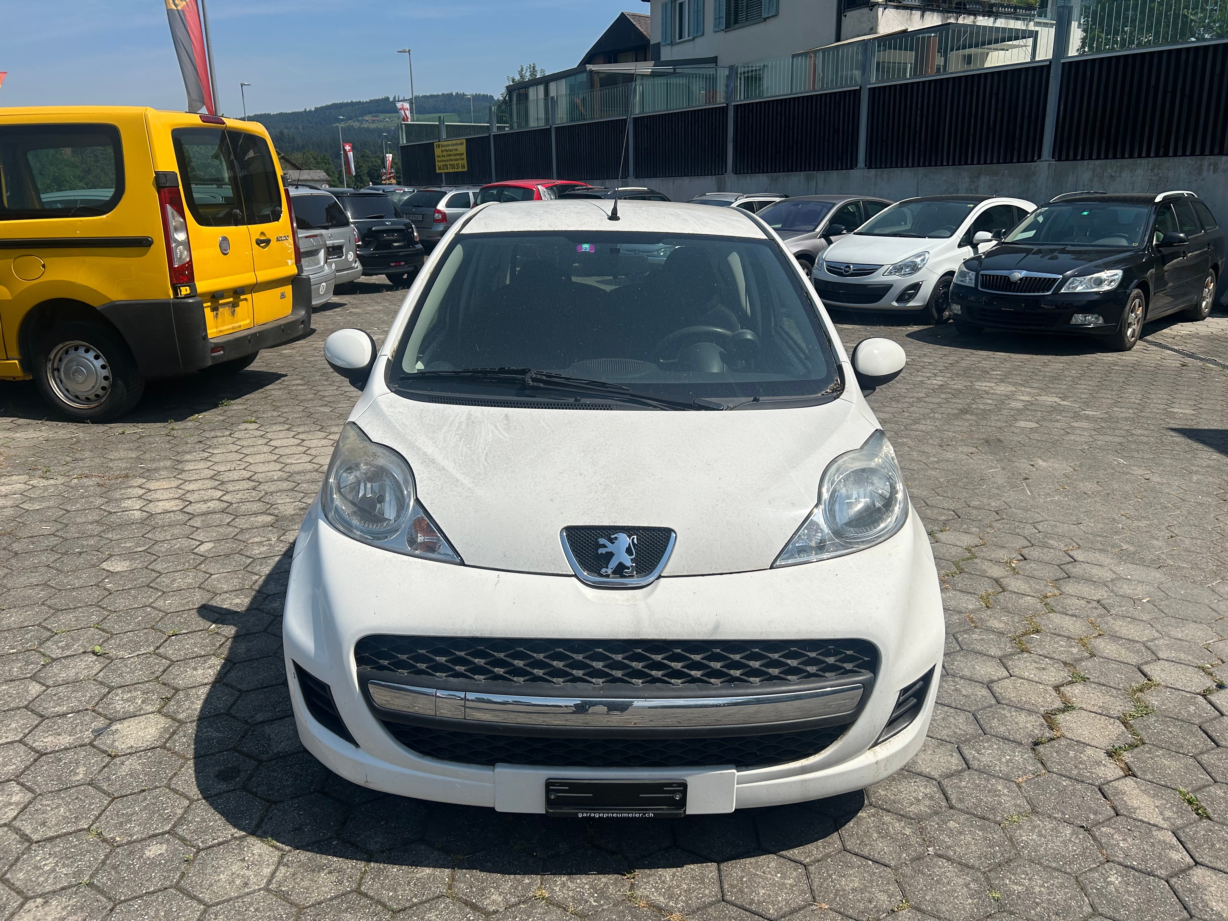 PEUGEOT 107 1.0 Trendy BMP5