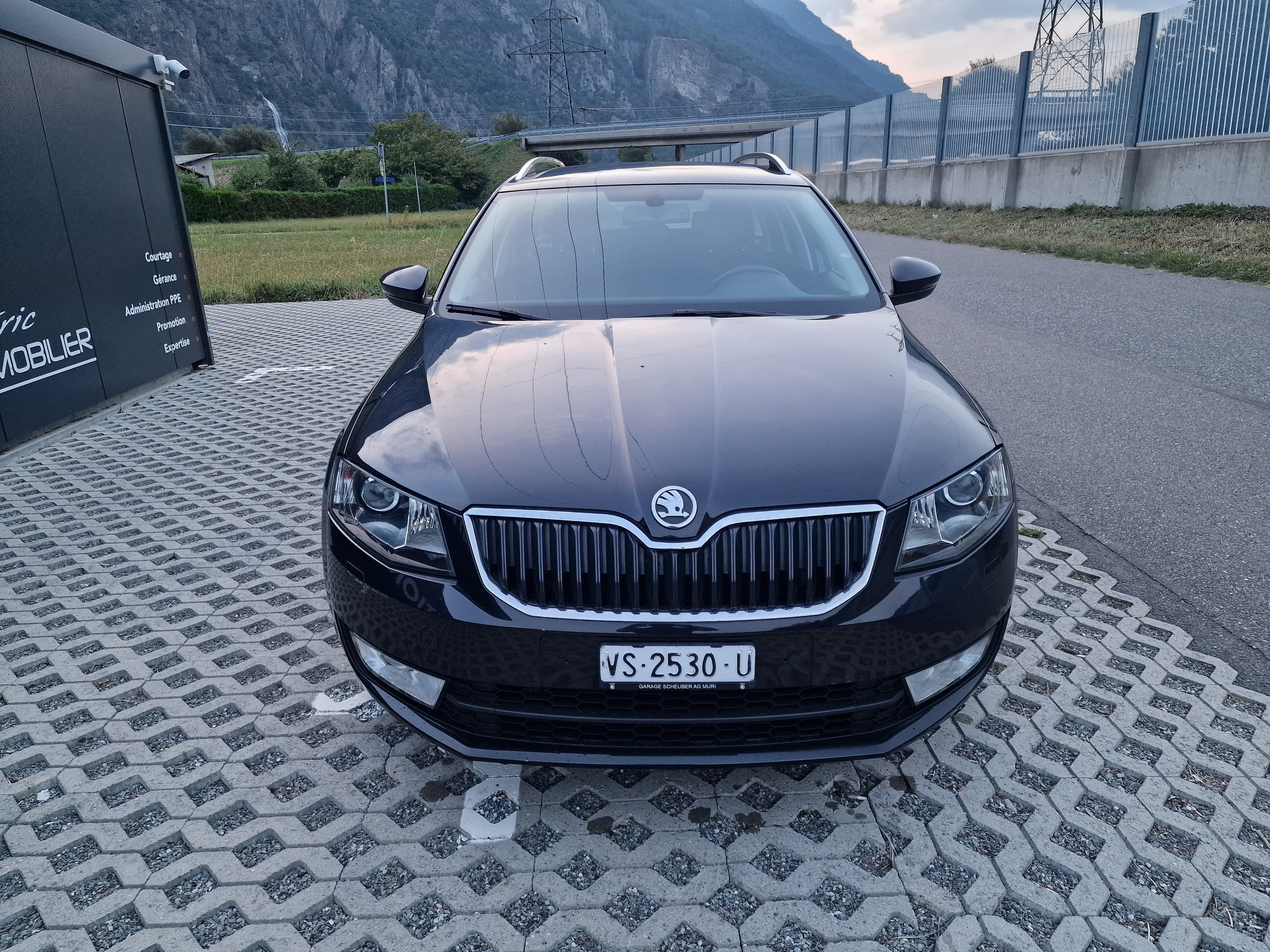 SKODA Octavia Combi 1.2 TSI Swiss Edition DSG