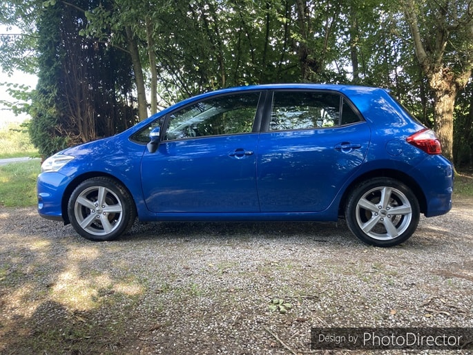 TOYOTA Auris 1.6 Linea Sol