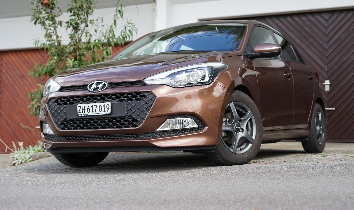 HYUNDAI i20 1.2 Amplia