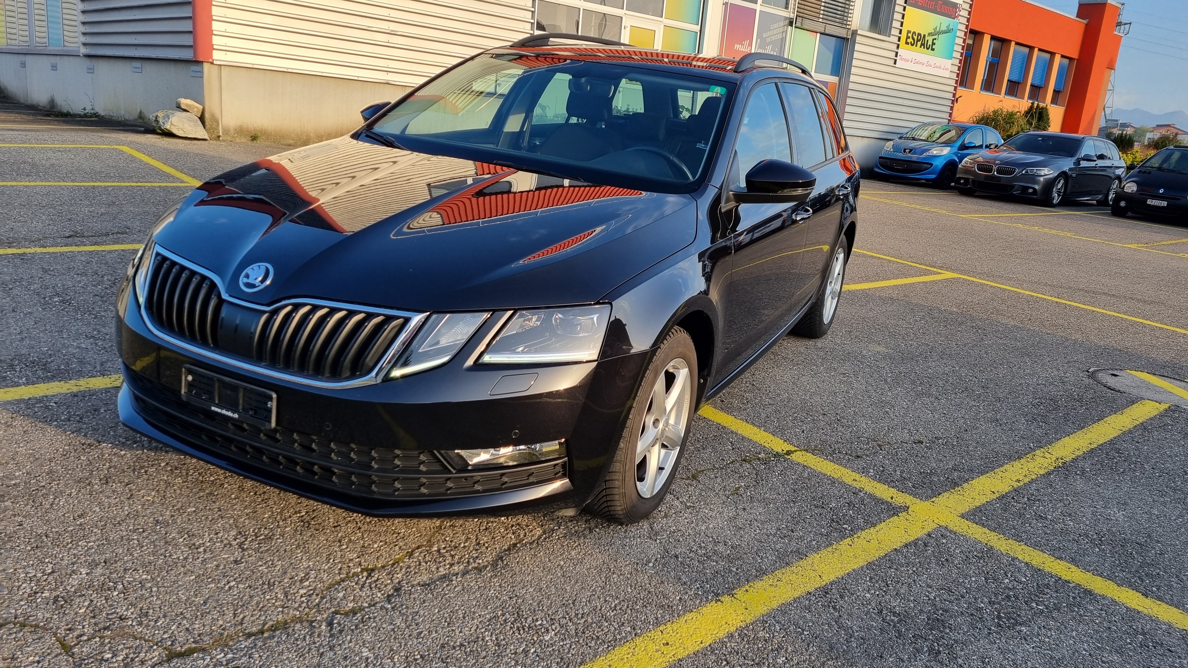 SKODA Octavia Combi 1.6 TDI Active DSG