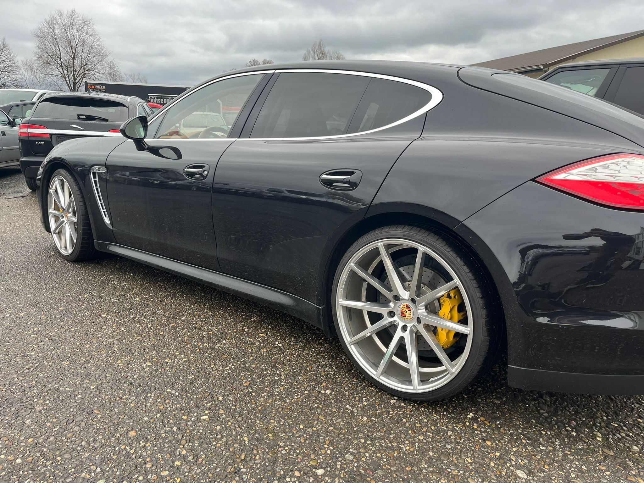 PORSCHE PANAMERA