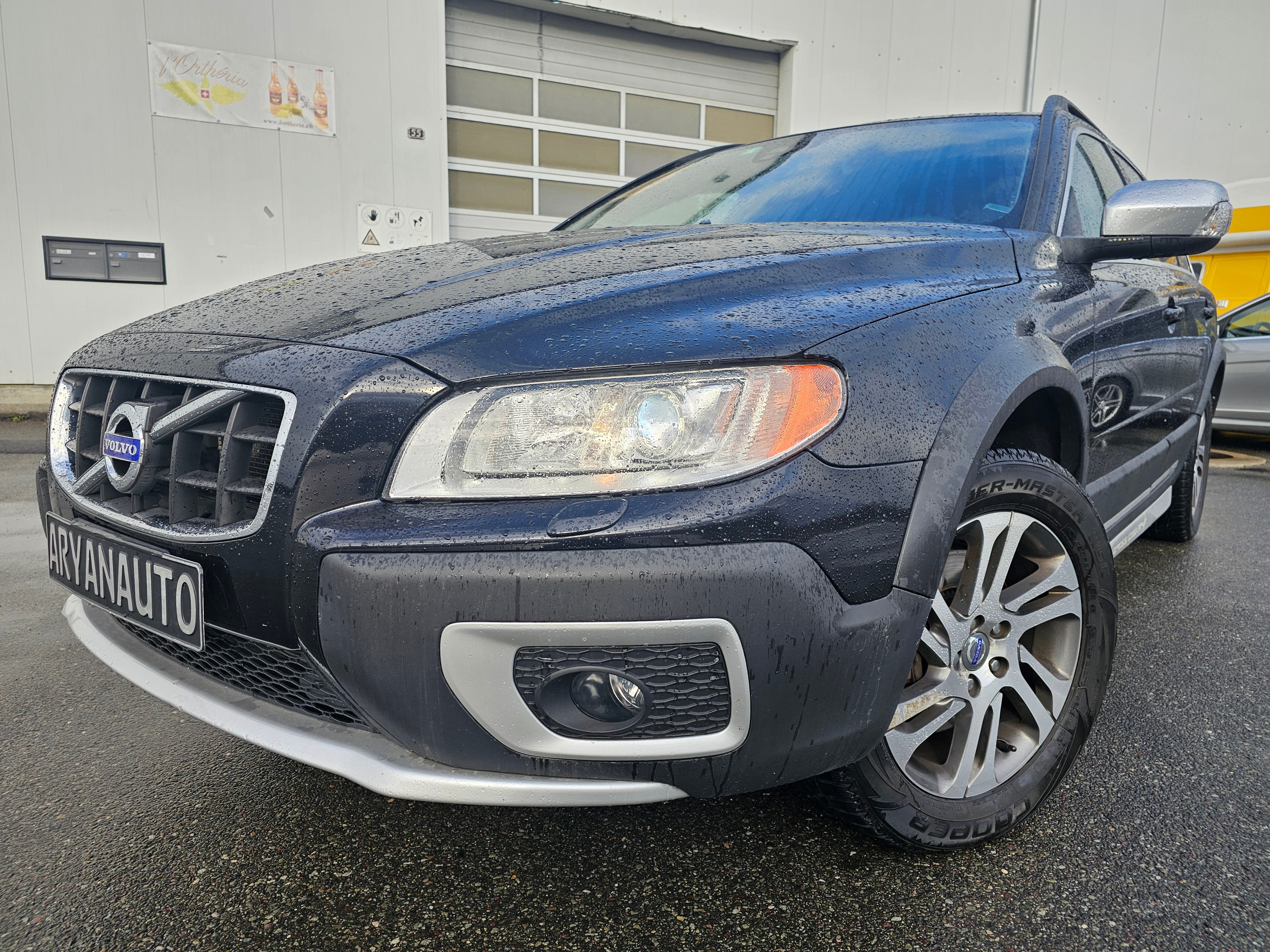 VOLVO XC70 D4 AWD Husky Edition Geartronic Crosse Country