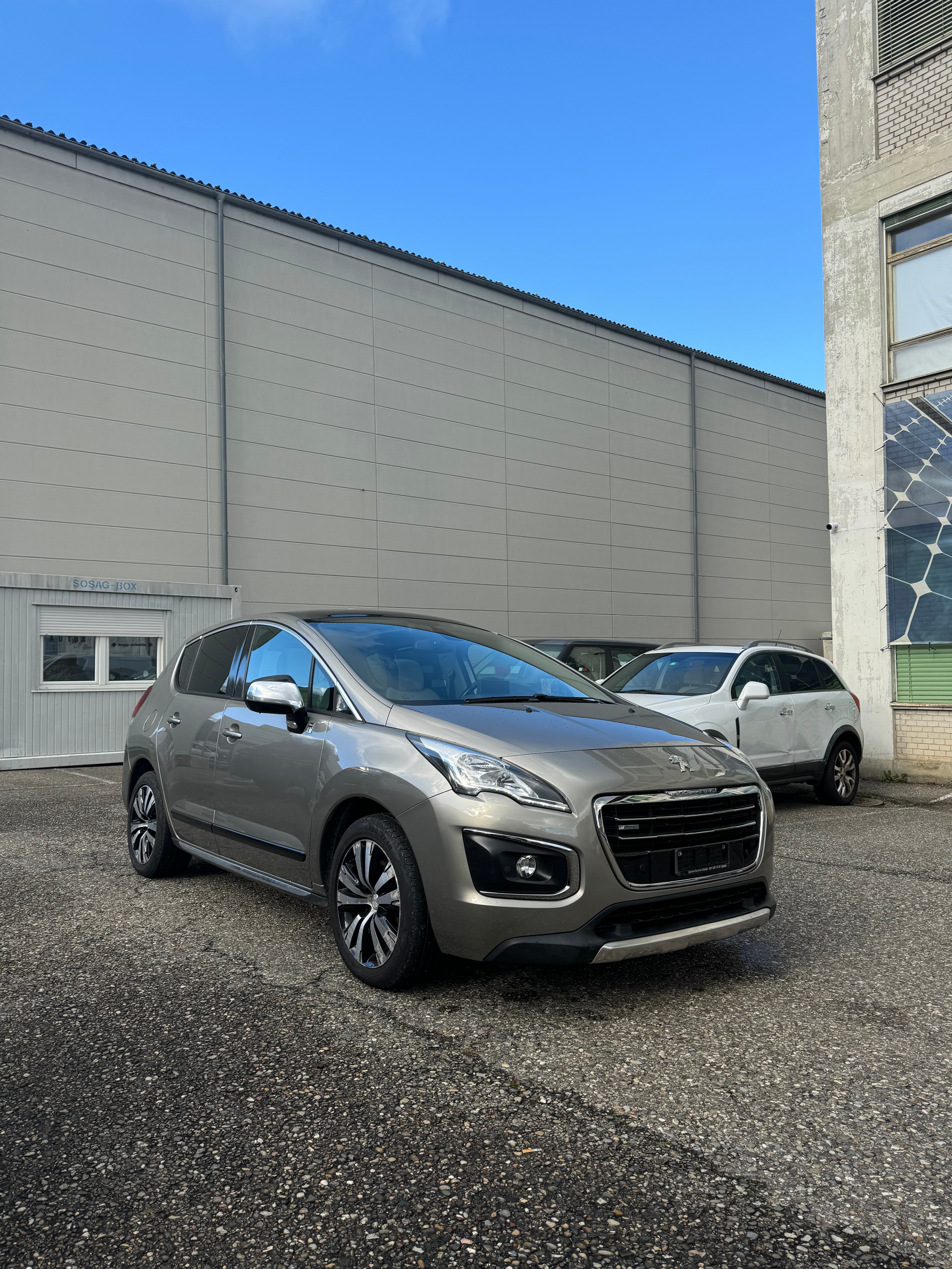 PEUGEOT 3008 HYbrid4 2.0 HDI ETG6