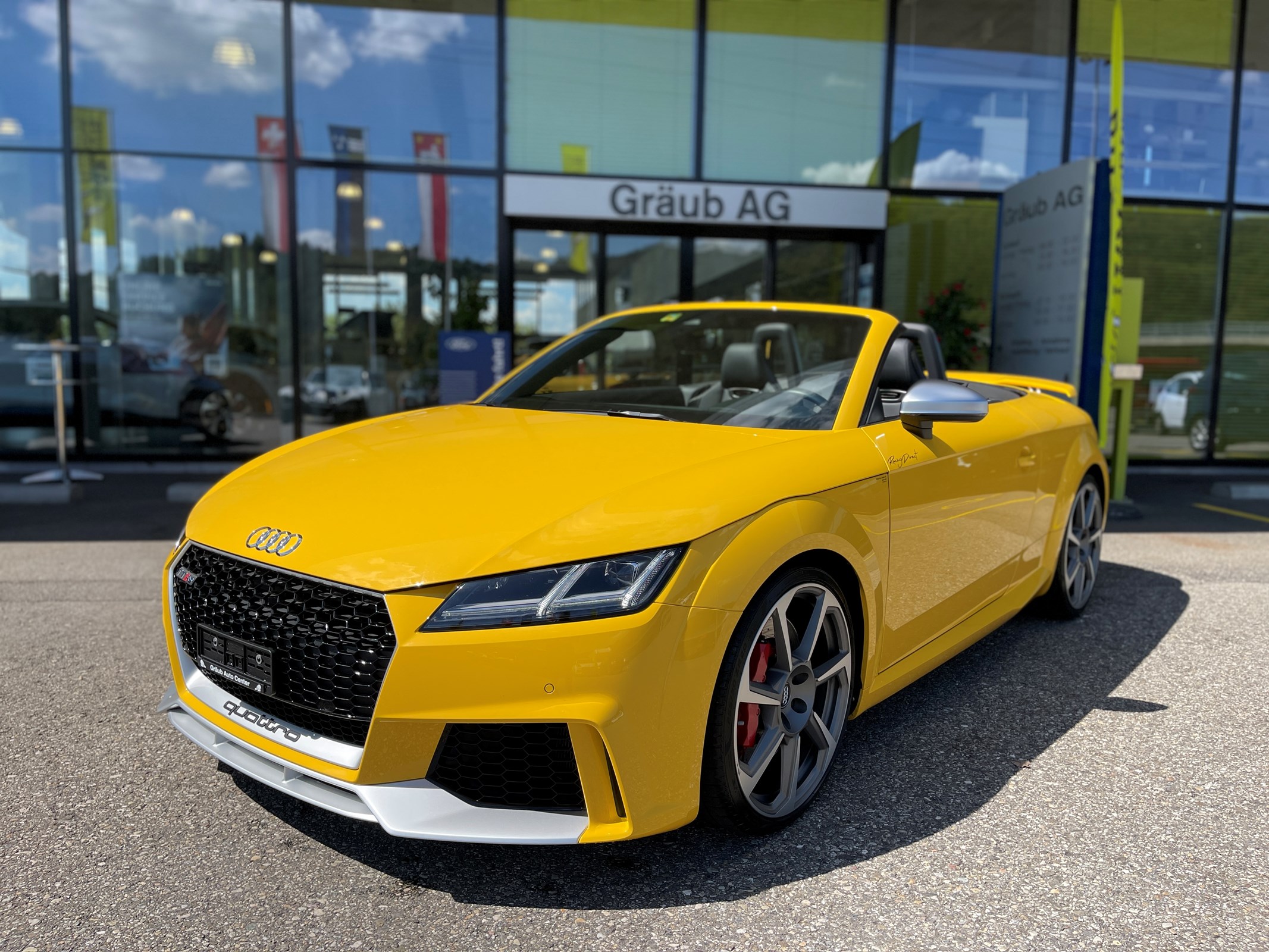 AUDI TT RS Roadster 2.5 TFSI quattro S-tronic VEGAS-Yellow