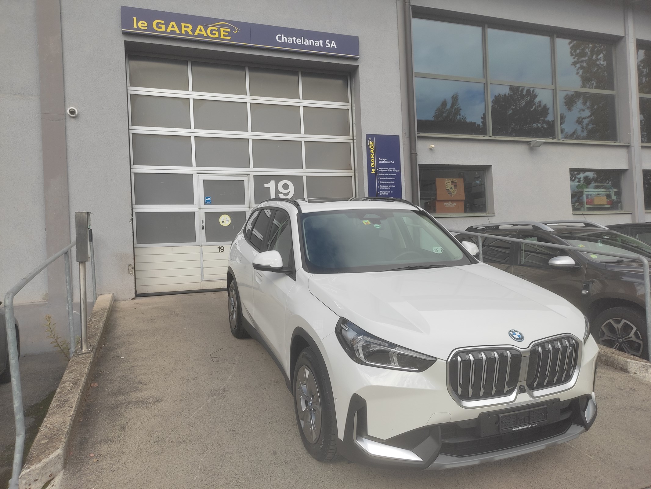 BMW iX1 xDrive 30 xLine