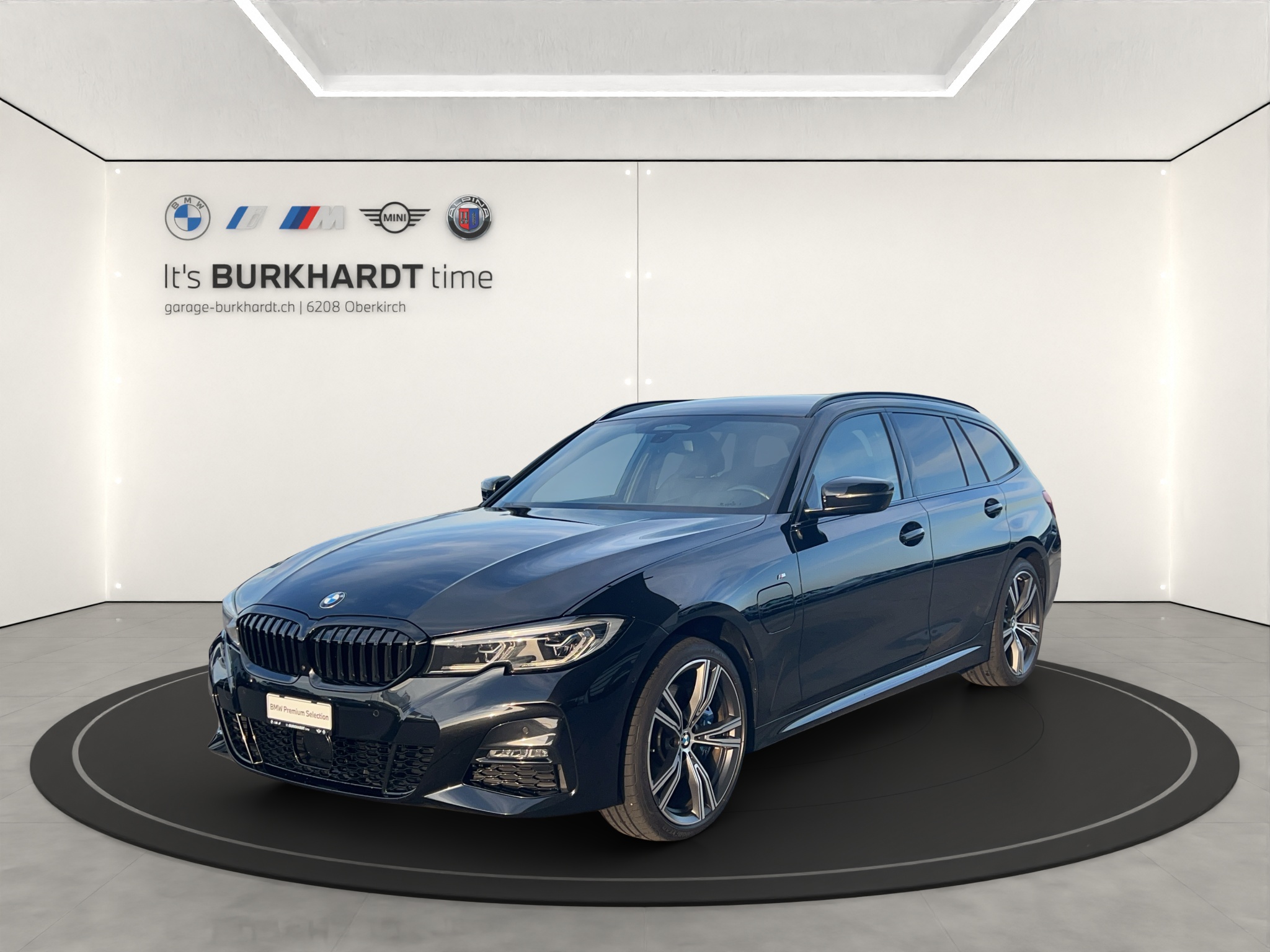 BMW 330e xDrive M Sport