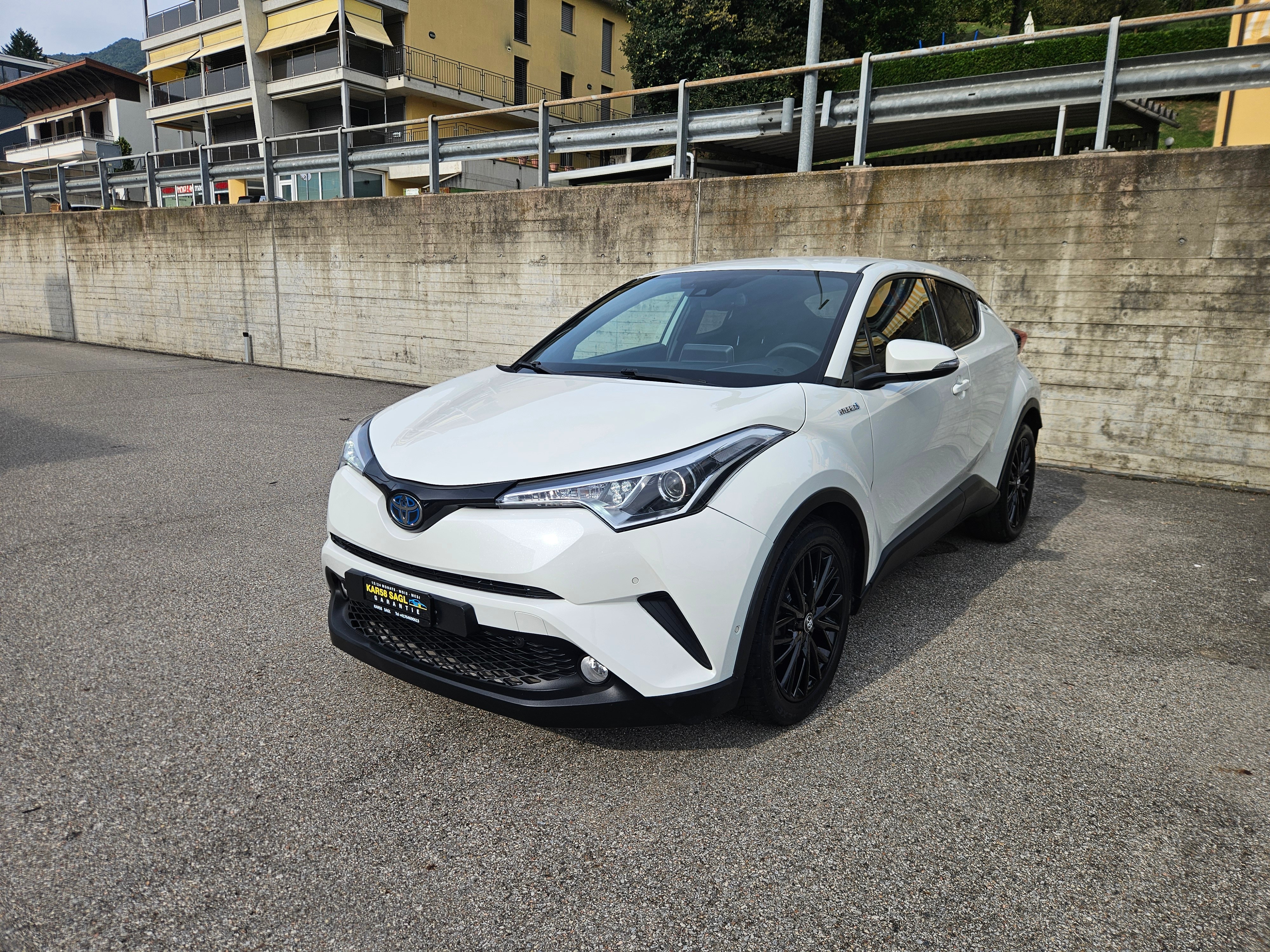 TOYOTA C-HR 1.8 HSD Comfort CVT