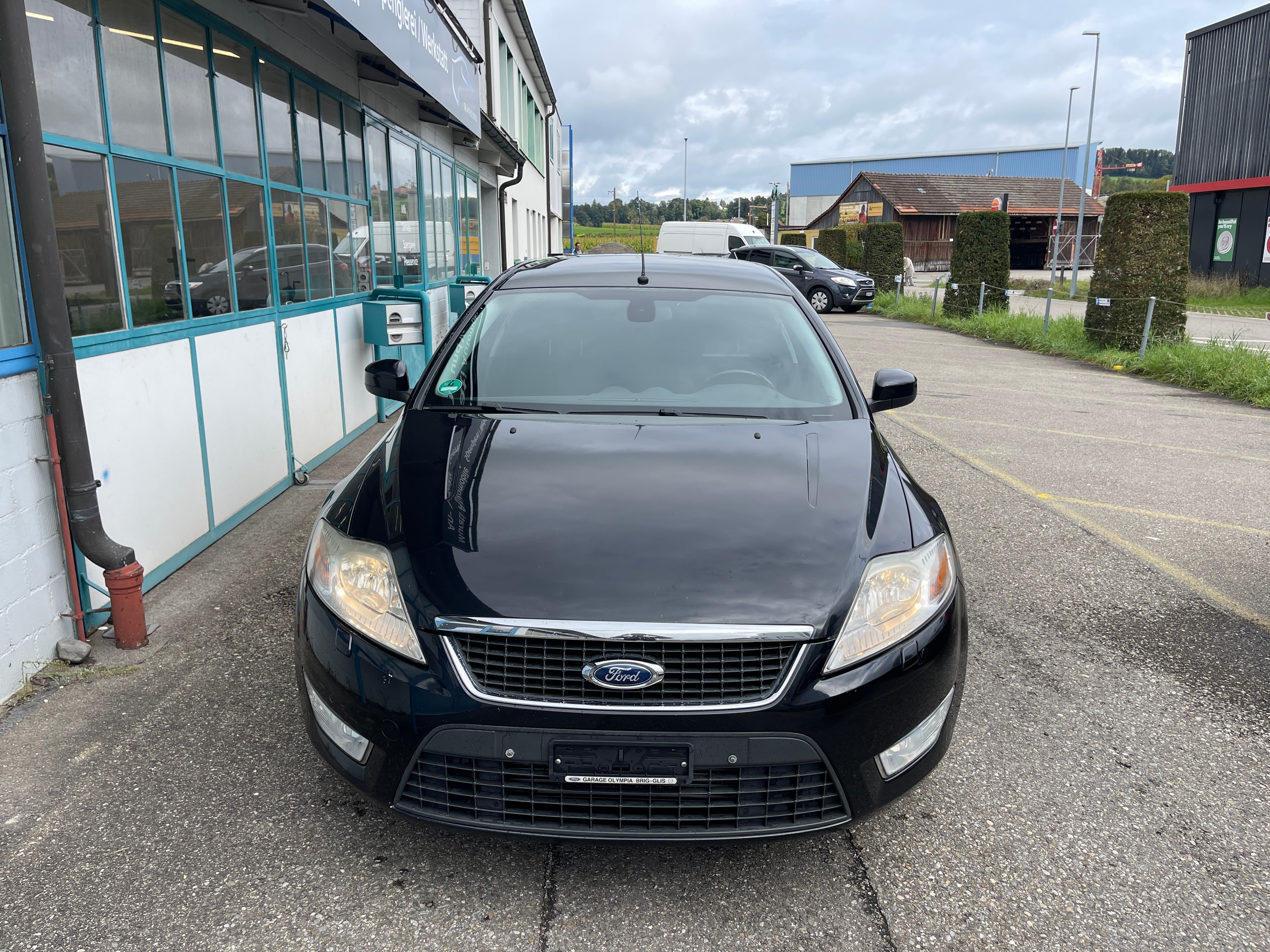 FORD MONDEO