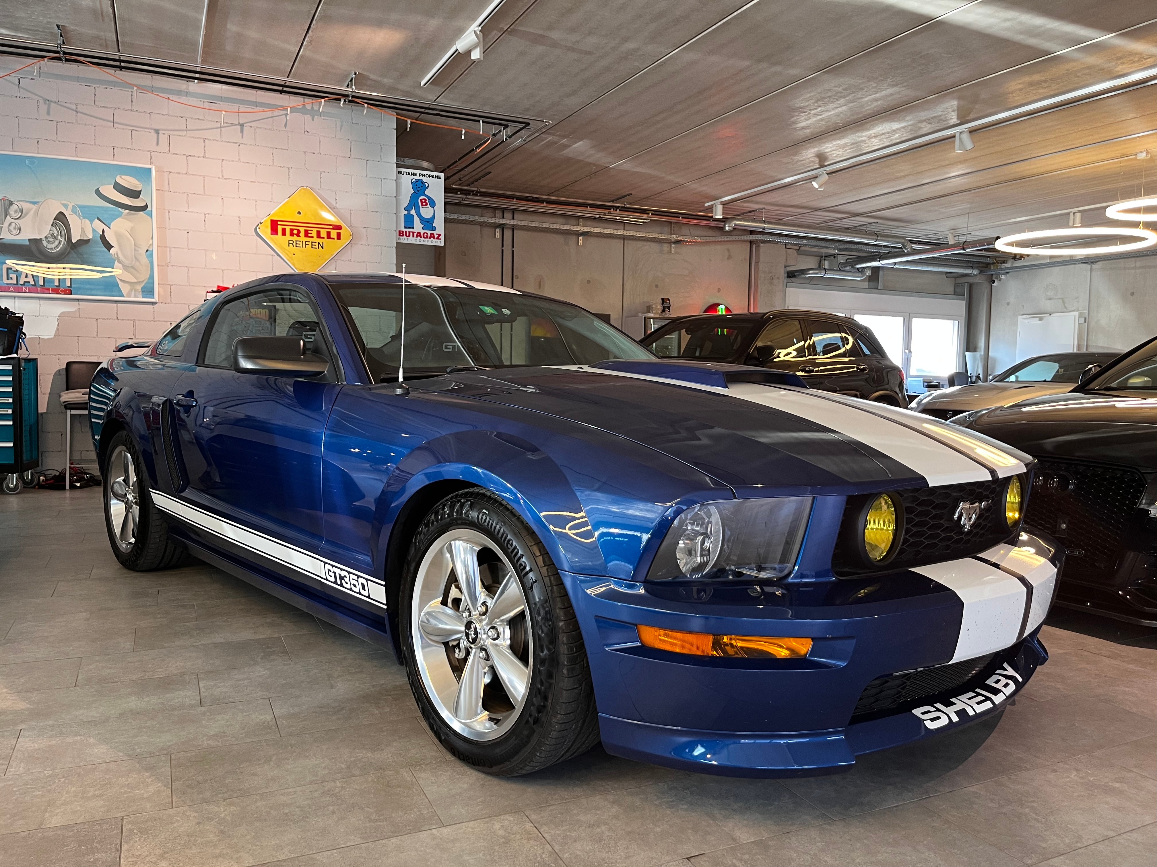 FORD Mustang GT - 4.6 V8