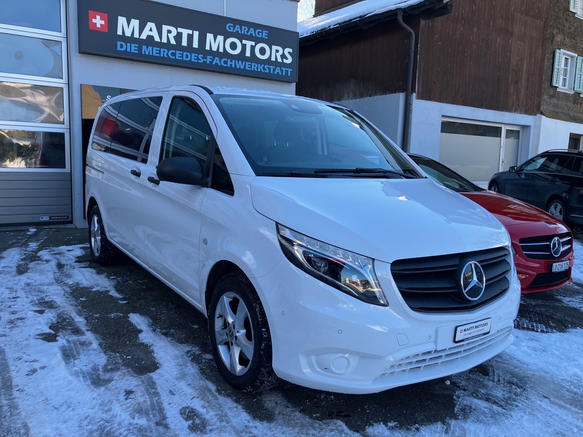 MERCEDES-BENZ Vito 116 CDI Select Tourer 4Matic 9G-Tronic